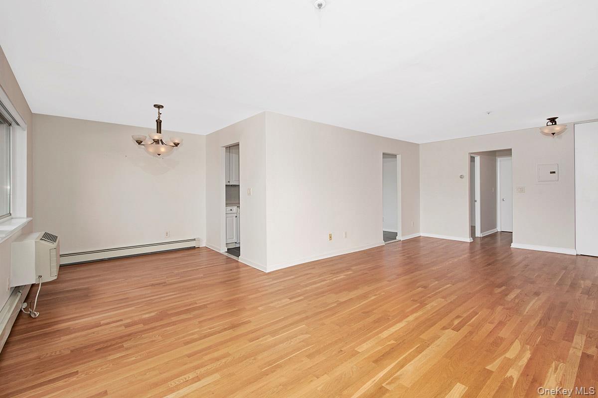 #17 photo, 300 Livingston Avenue, Mamaroneck , NY 10543