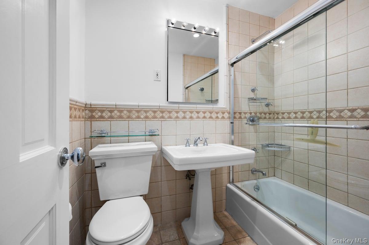 #5 photo, 600 Locust Street, Mount Vernon , NY 10552