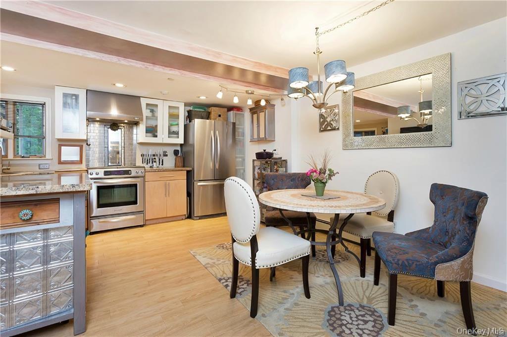 #1 photo, 18 Valley Road, Katonah , NY 10536