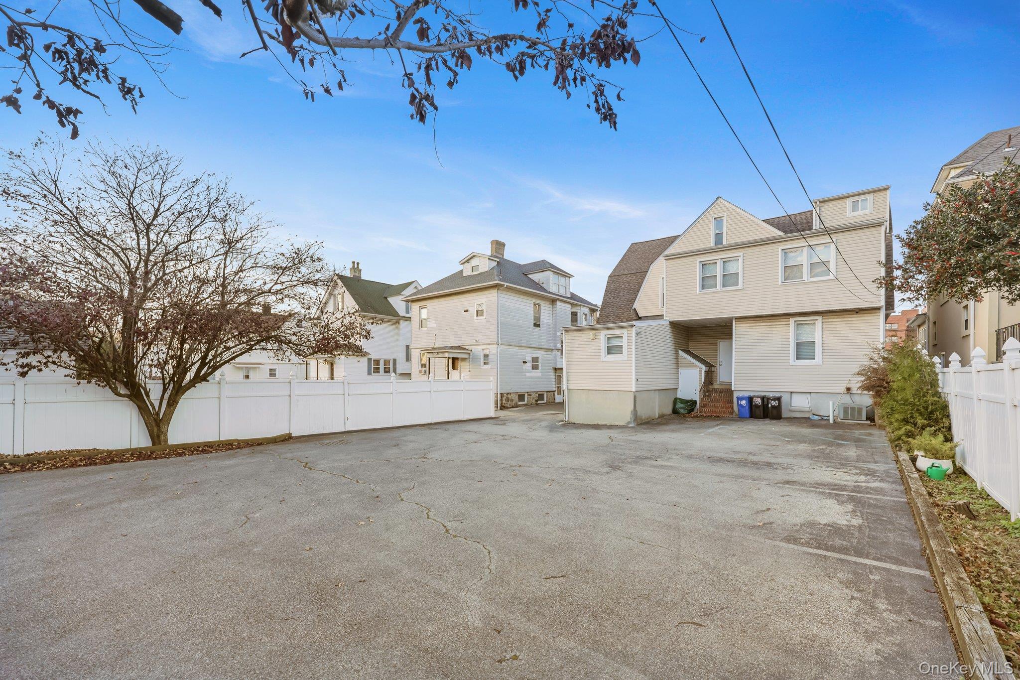 #2 photo, 108 Van Guilder Avenue, New Rochelle , NY 10801