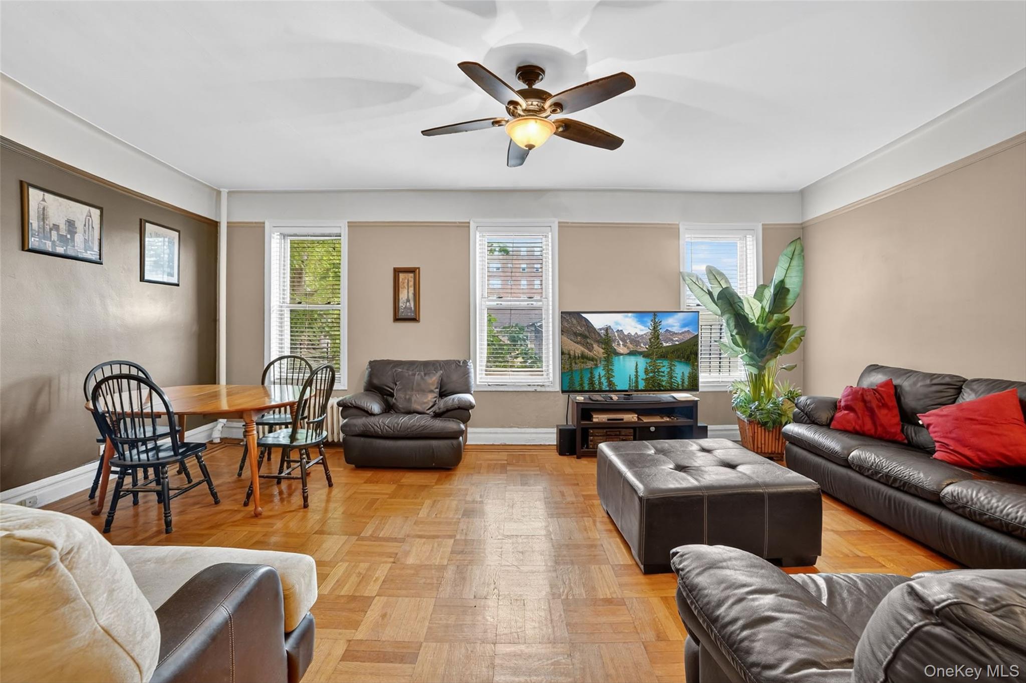 #5 photo, 219 Bronx River Road, Yonkers , NY 10704