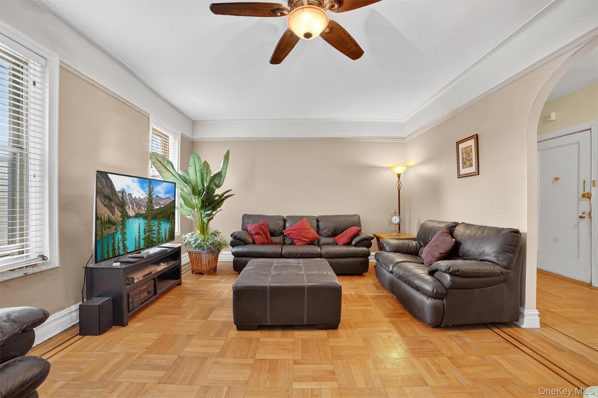 #6 photo, 219 Bronx River Road, Yonkers , NY 10704