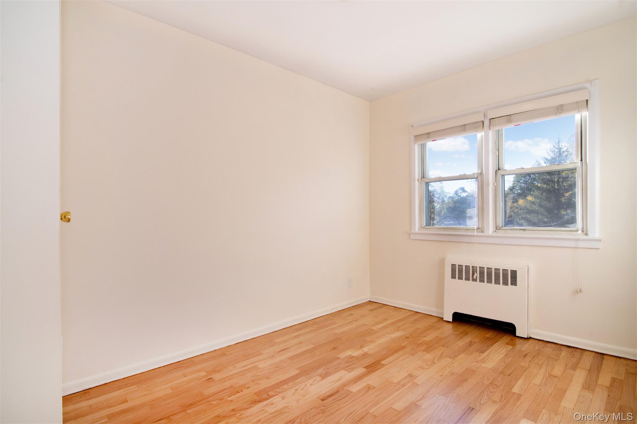 #13 photo, 140 N Broadway, Irvington , NY 10533