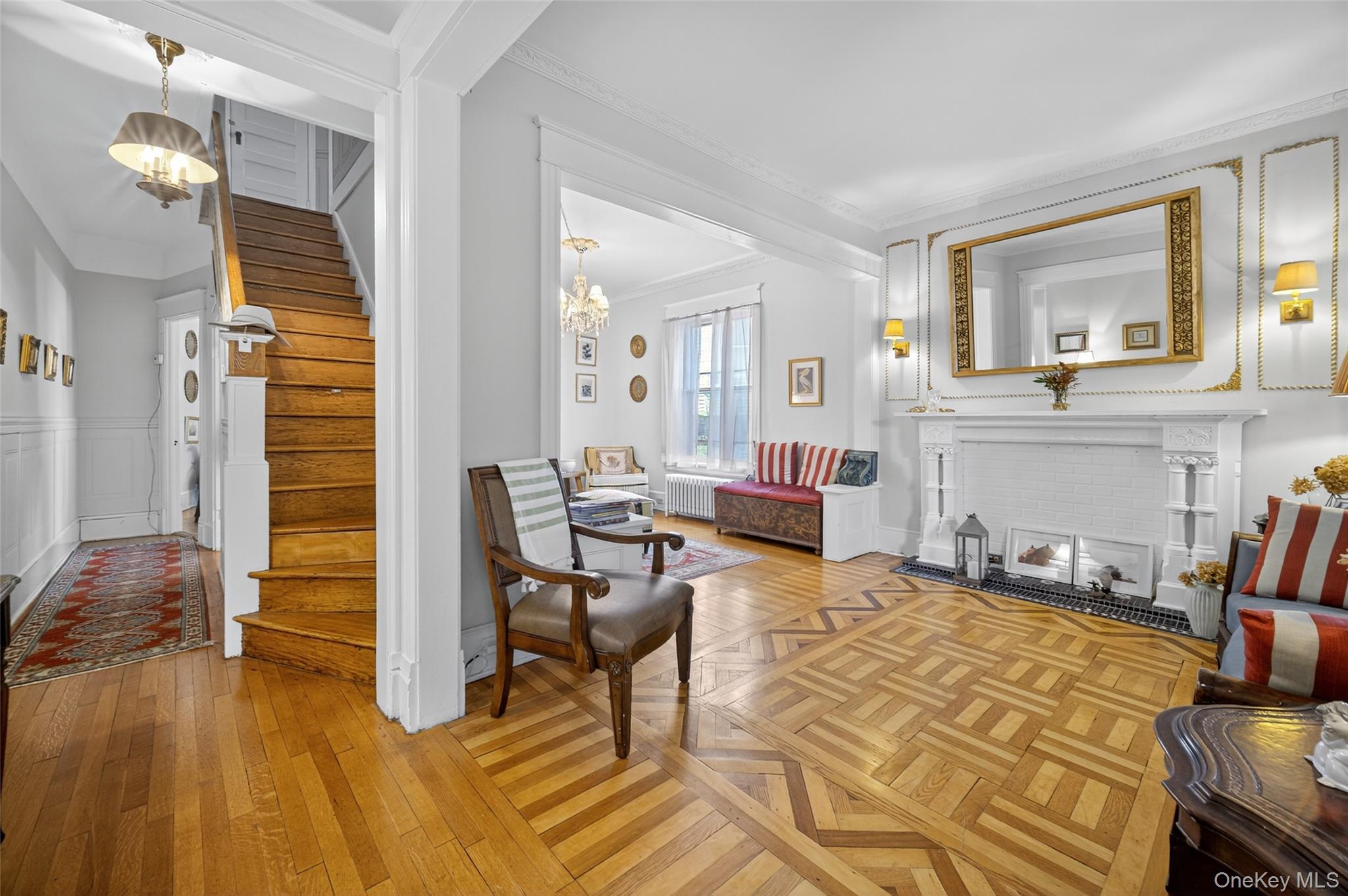 #7 photo, 111 S Hamilton Street, Poughkeepsie , NY 12601