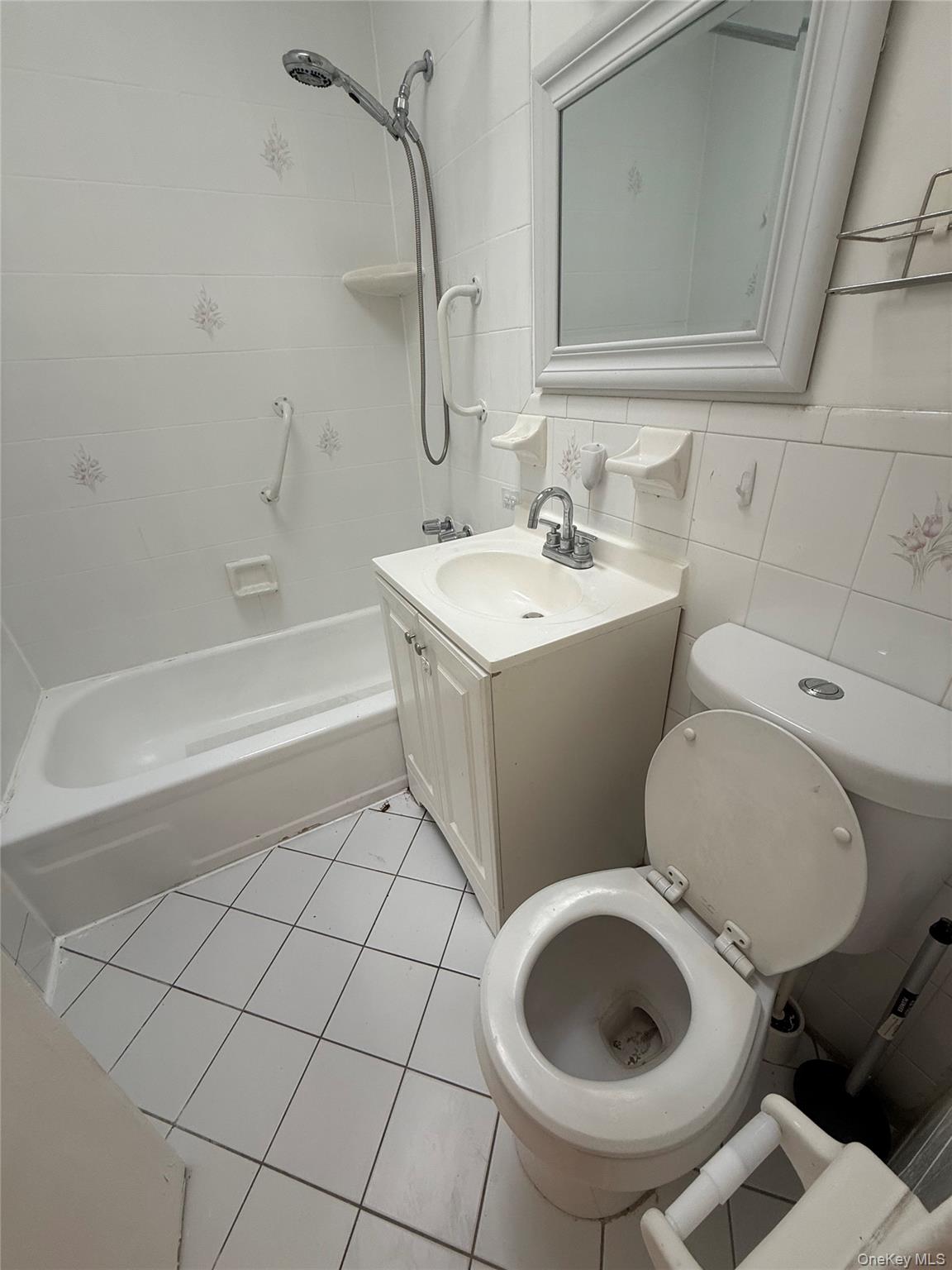 #5 photo, 144-29 72 Avenue, Flushing , NY 11367