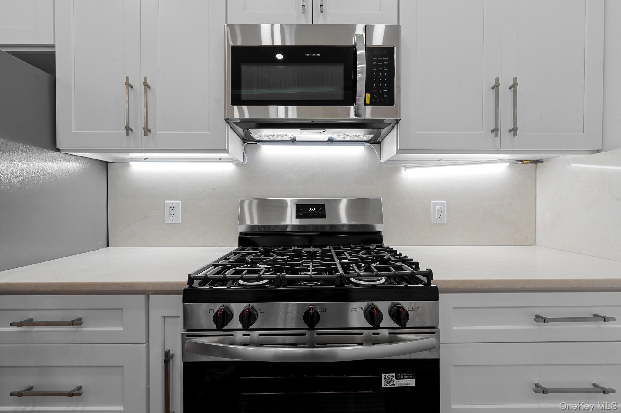 #10 photo, 110 Walnut Street, Forest Hills , NY 11375