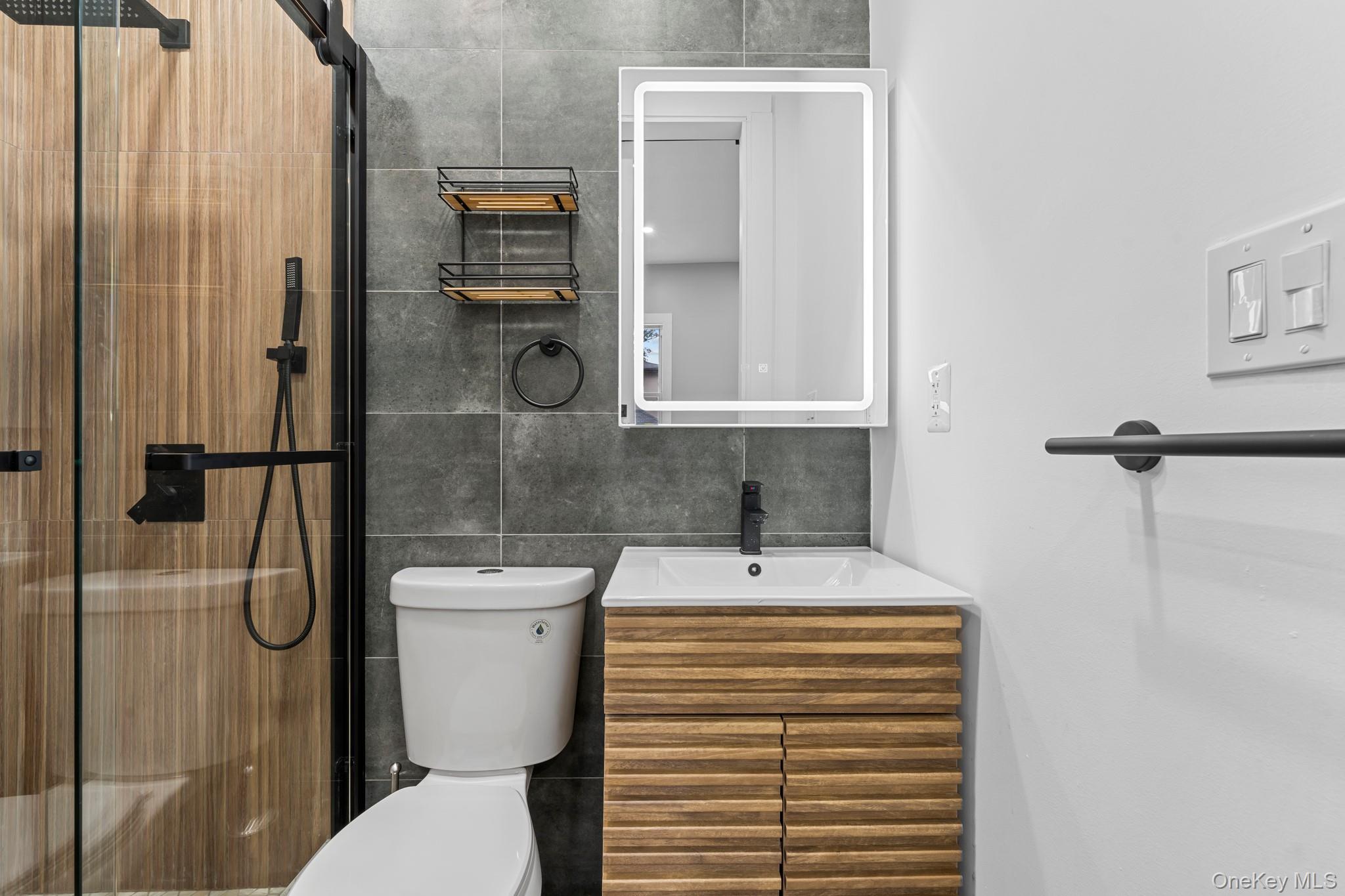 #11 photo, 110 Walnut Street, Forest Hills , NY 11375