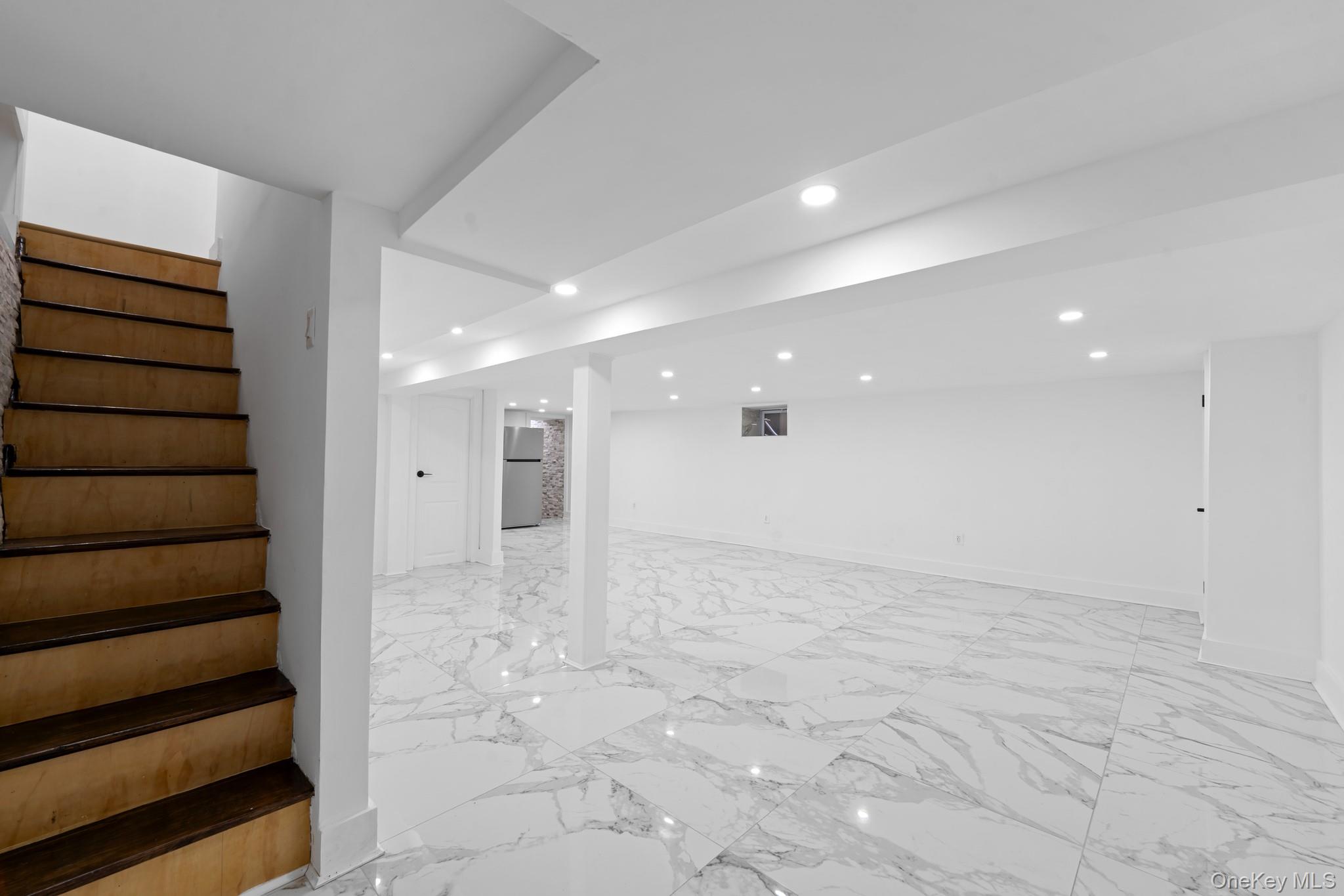 #19 photo, 110 Walnut Street, Forest Hills , NY 11375