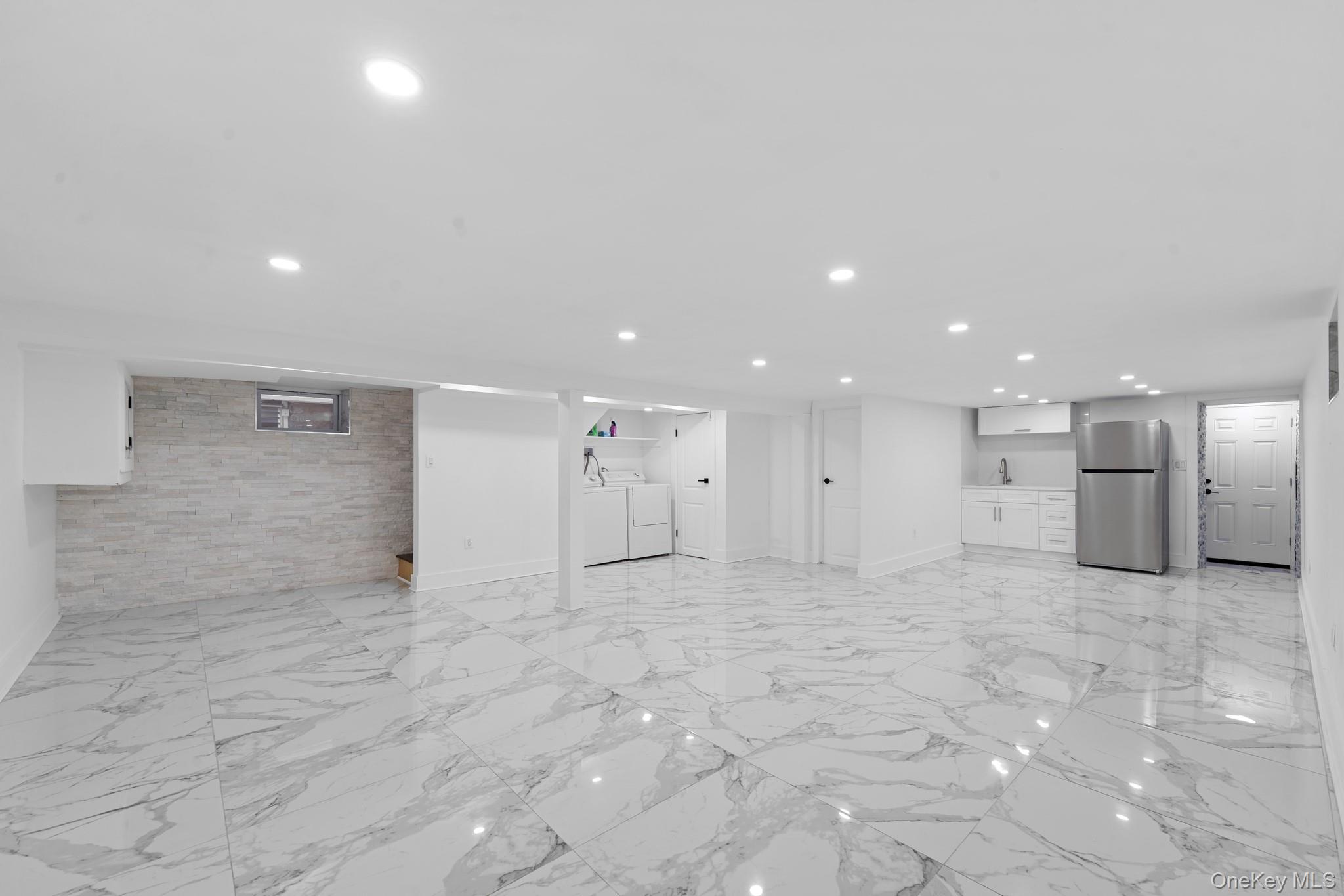 #20 photo, 110 Walnut Street, Forest Hills , NY 11375