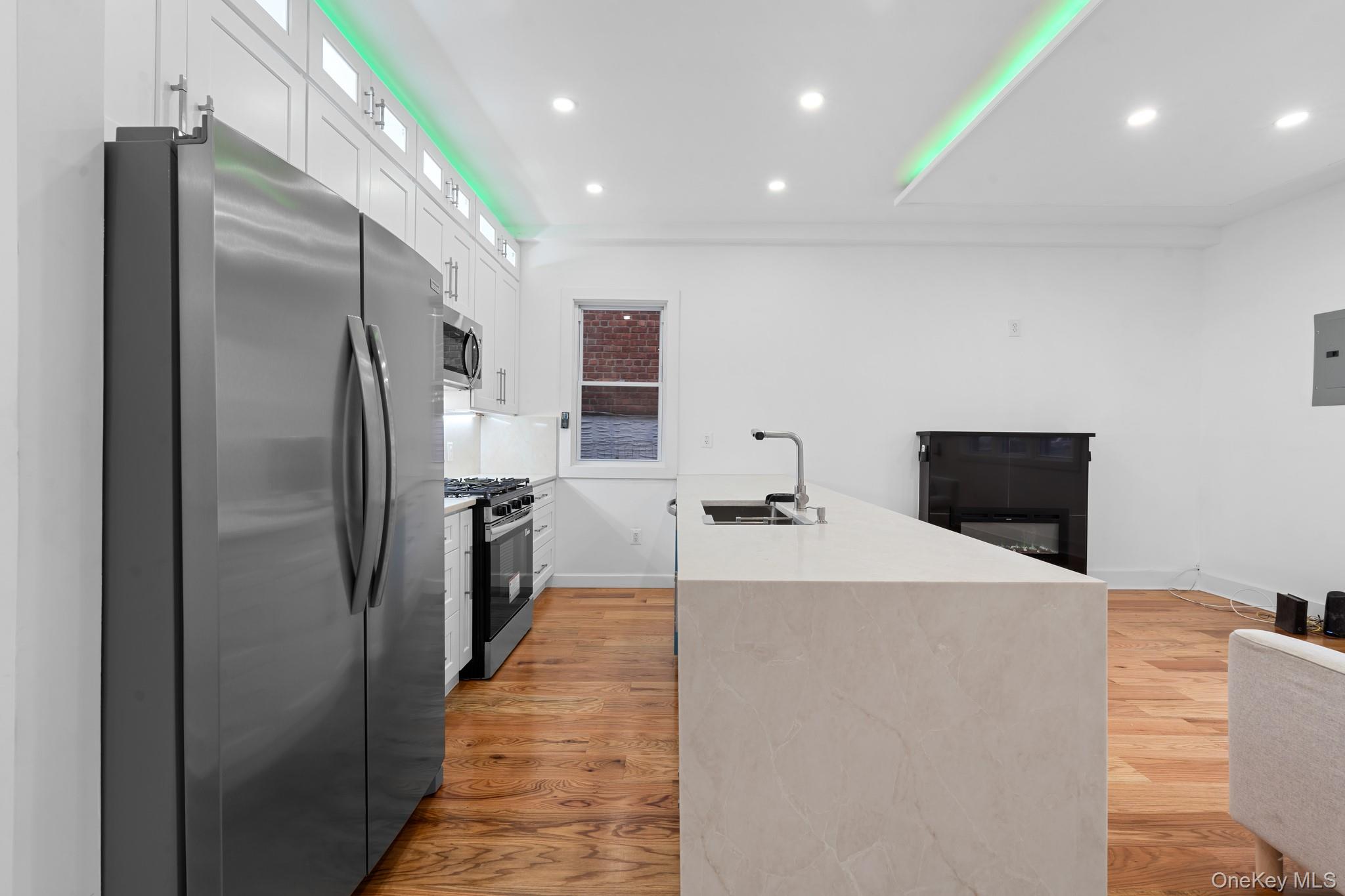 #7 photo, 110 Walnut Street, Forest Hills , NY 11375