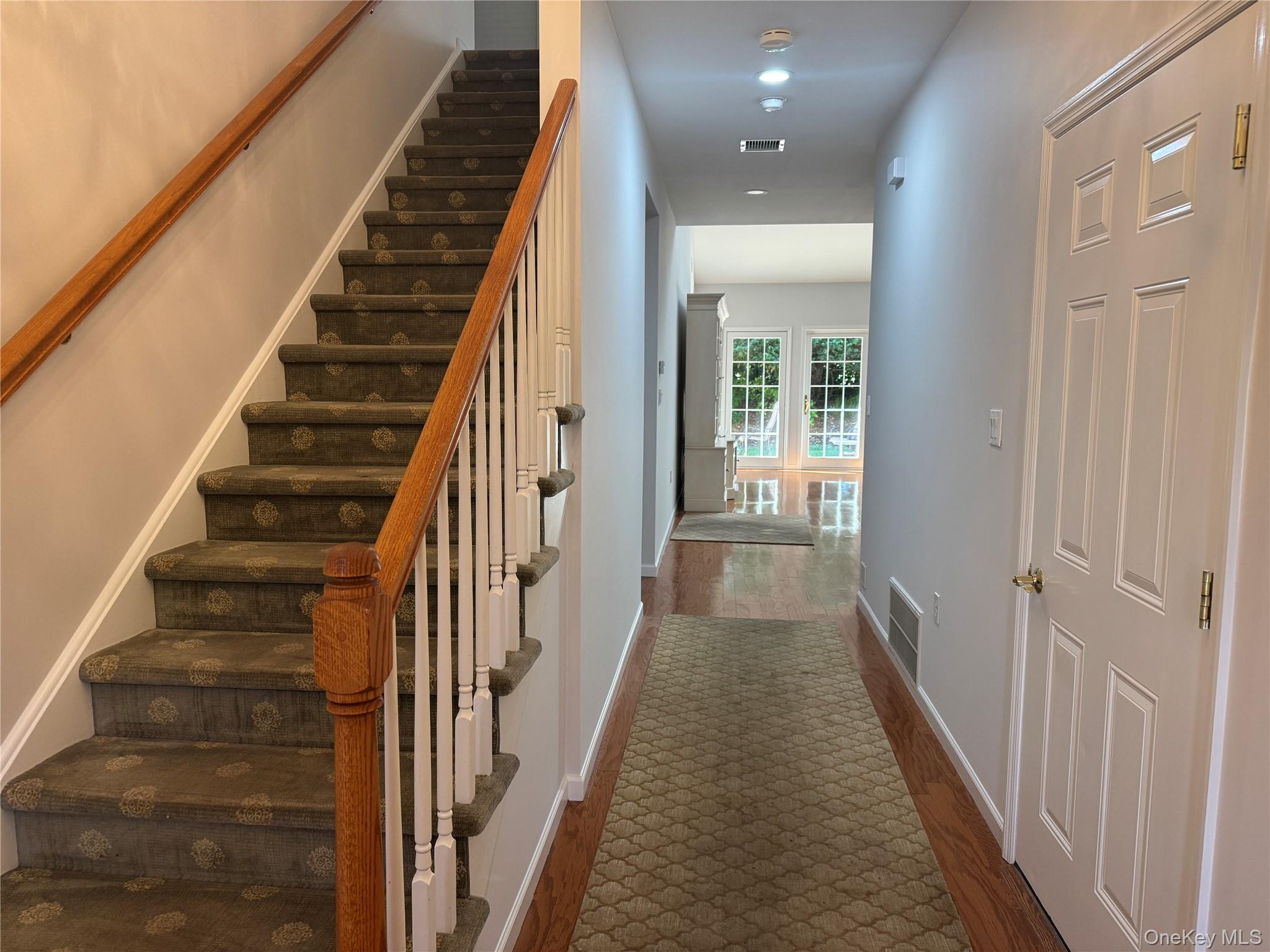 #2 photo, 137 Pond View Drive, ナッソー郡 Port Washington , NY 11050