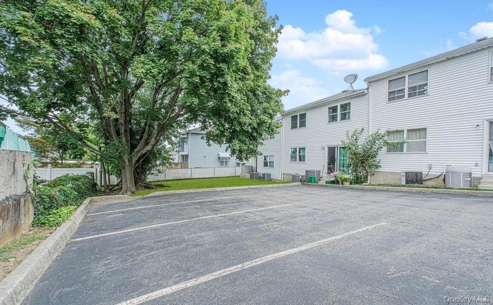 #10 photo, 566 Buchanan Avenue, Staten Island , NY 10314