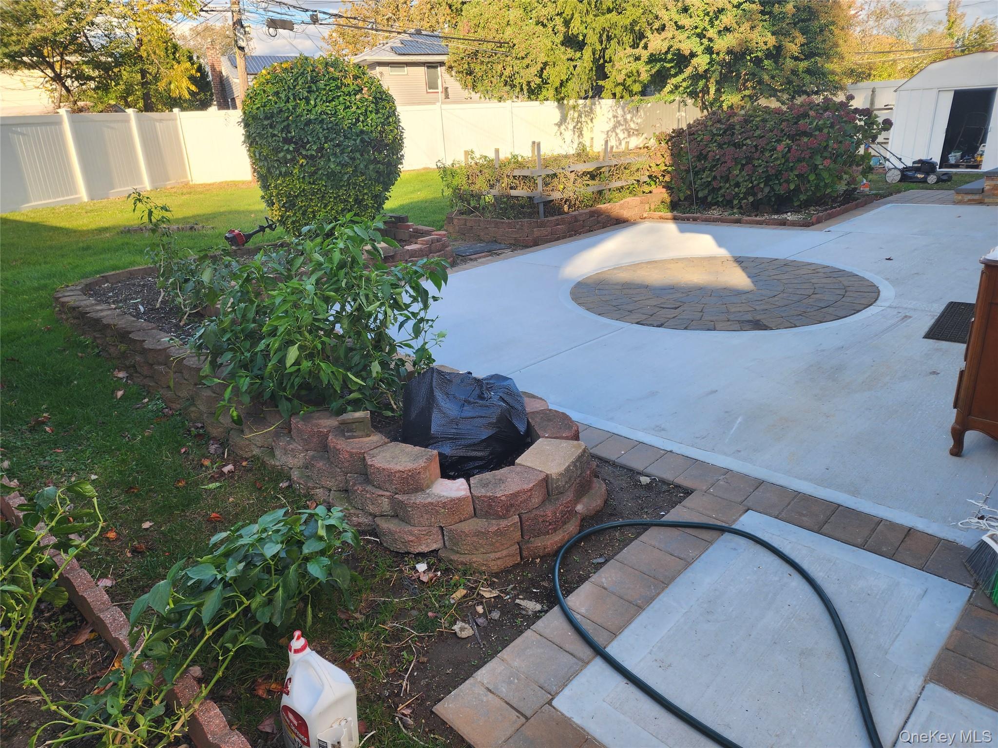 #11 photo, 3 Nancy Place, East Massapequa , NY 11758