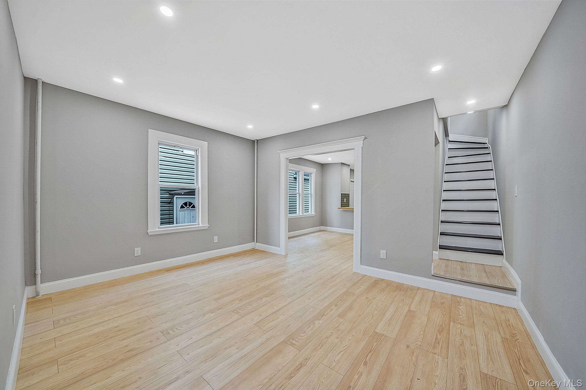 #7 photo, 101-47 131st Street, Richmond Hill S. , NY 11419