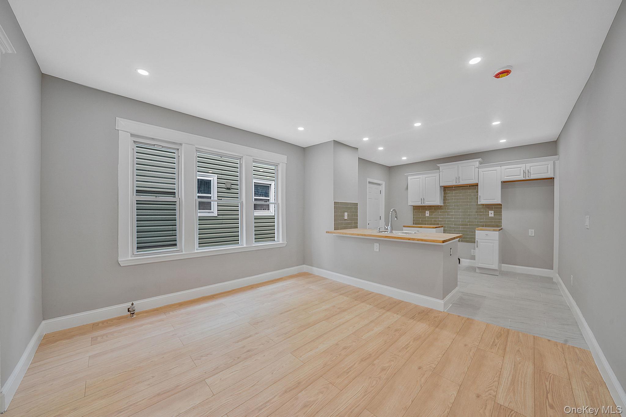 #9 photo, 101-47 131st Street, Richmond Hill S. , NY 11419