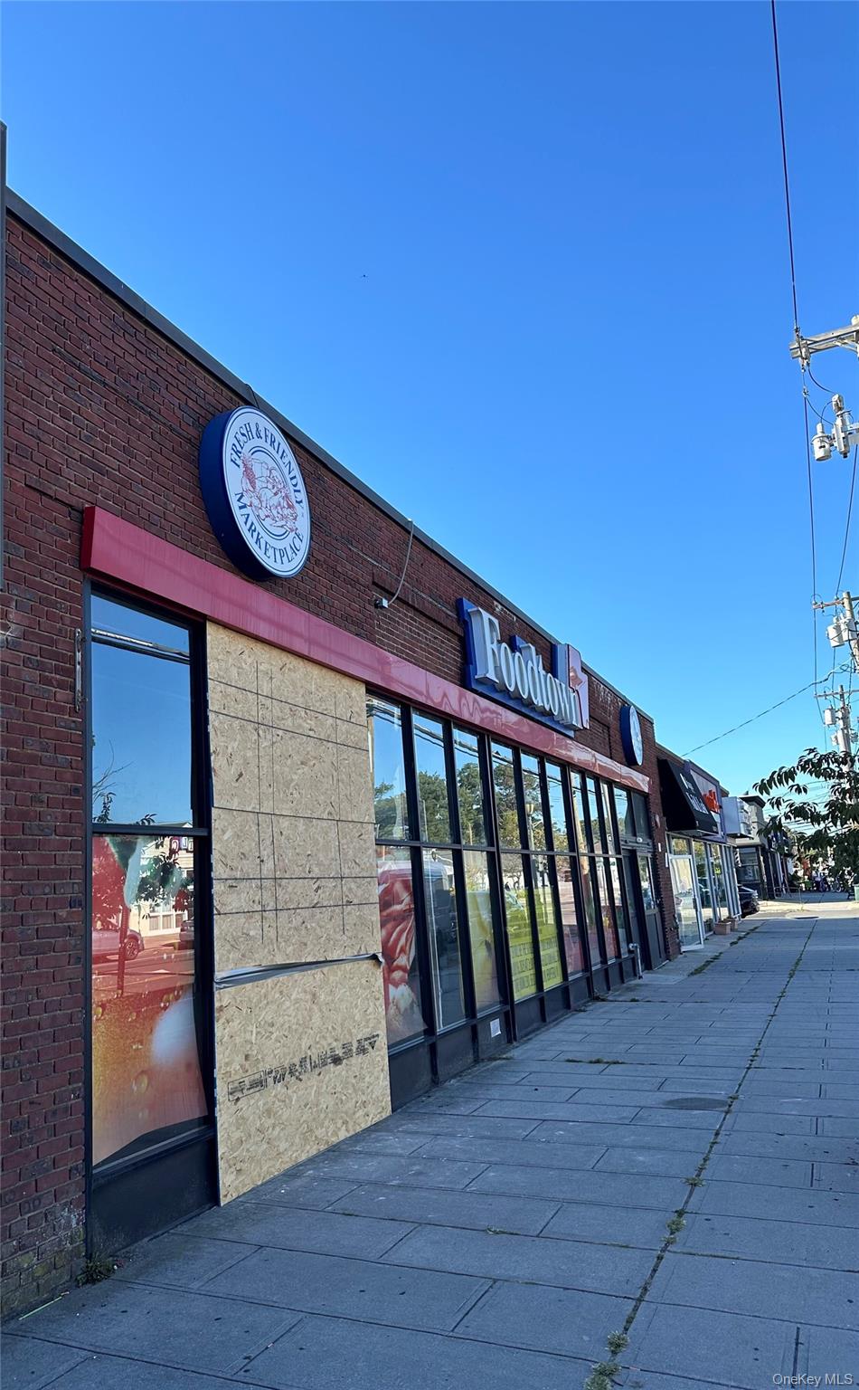 #2 photo, 373 Merrick Avenue, ナッソー郡 Merrick , NY 11566