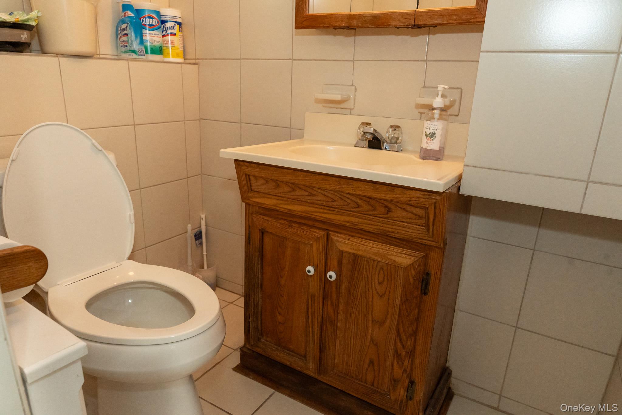 #17 photo, 773 Wenwood Drive, ナッソー郡 East Meadow , NY 11554