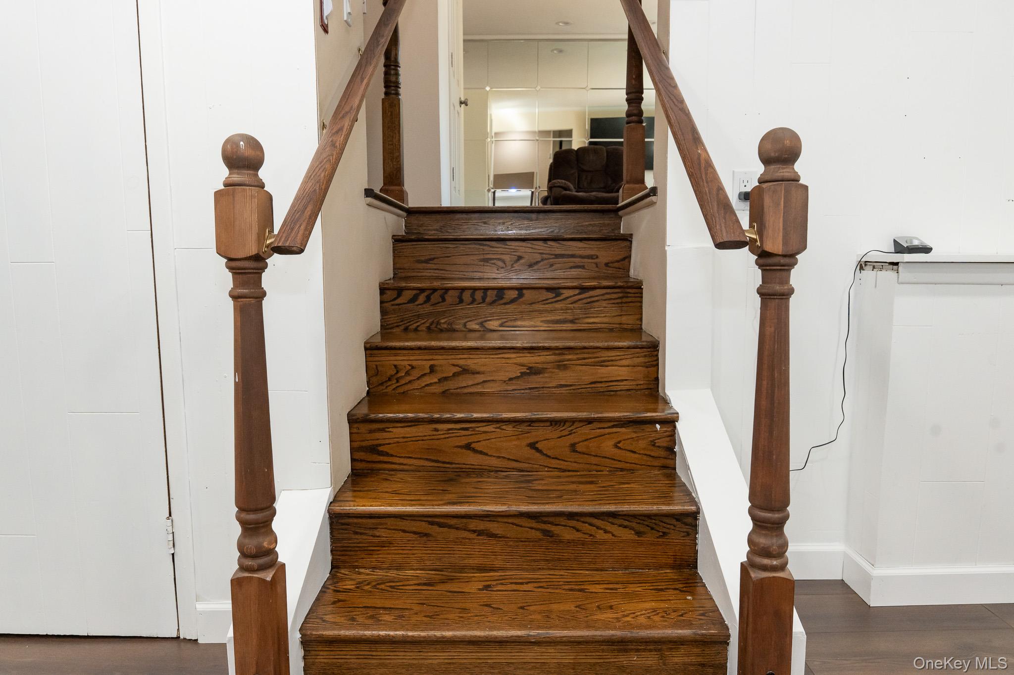 #19 photo, 773 Wenwood Drive, ナッソー郡 East Meadow , NY 11554