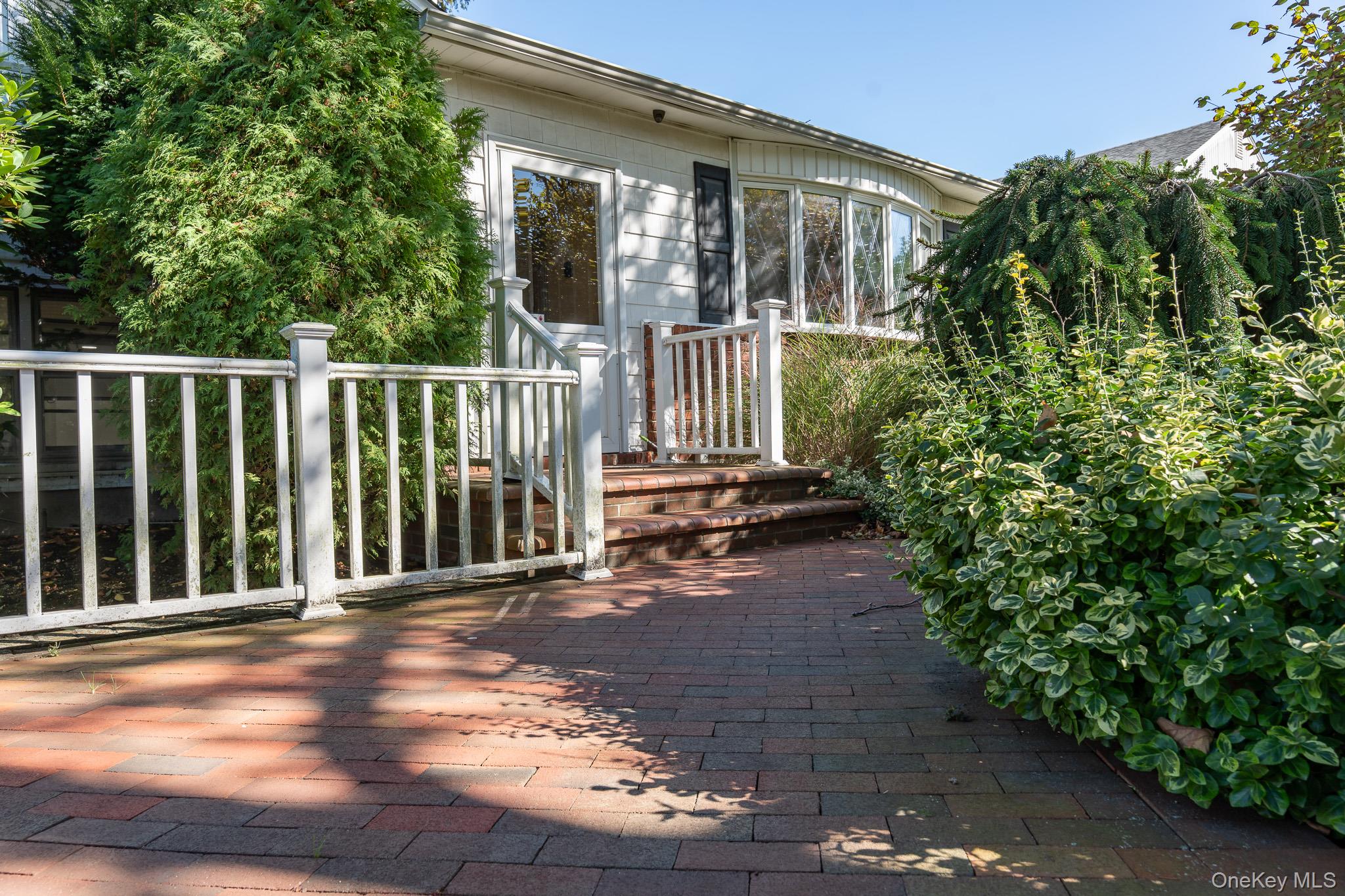 #2 photo, 773 Wenwood Drive, ナッソー郡 East Meadow , NY 11554