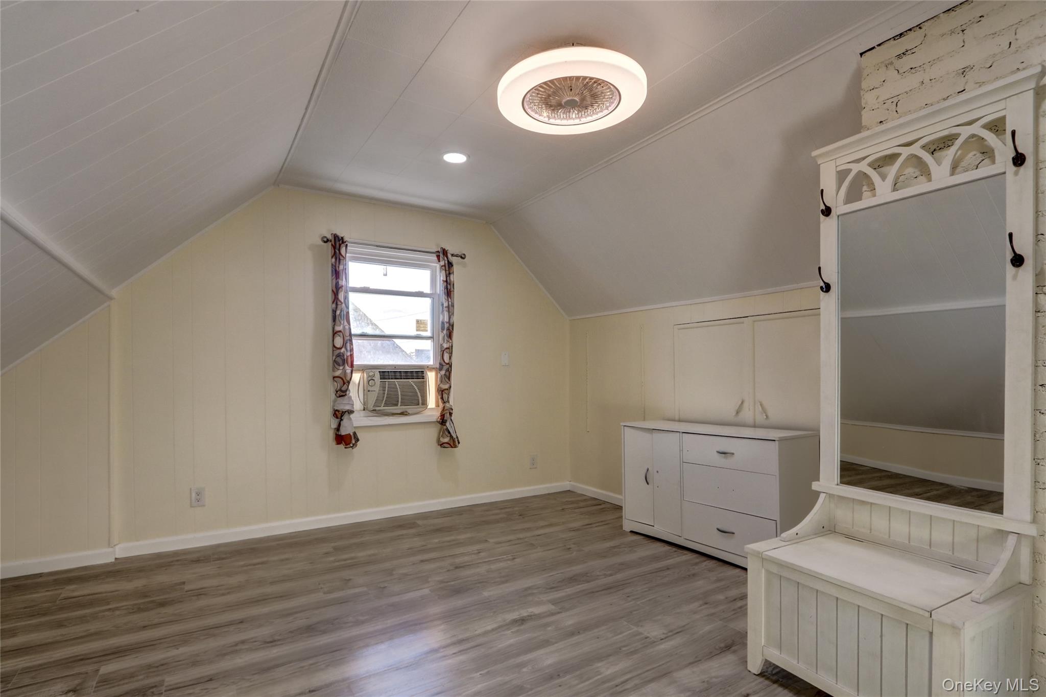 #14 photo, 131 Peninsula Boulevard, Valley Stream , NY 11581