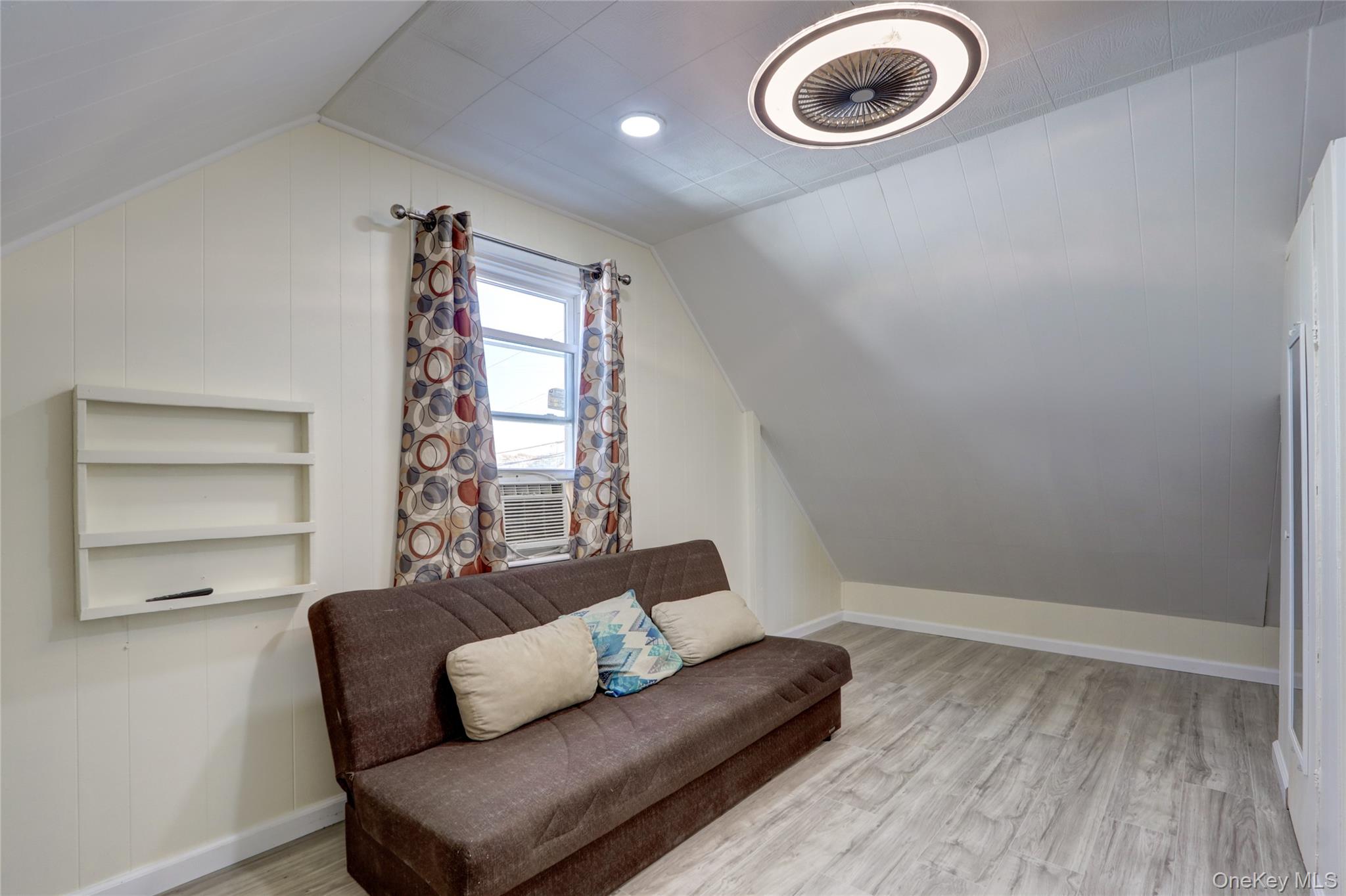 #15 photo, 131 Peninsula Boulevard, Valley Stream , NY 11581