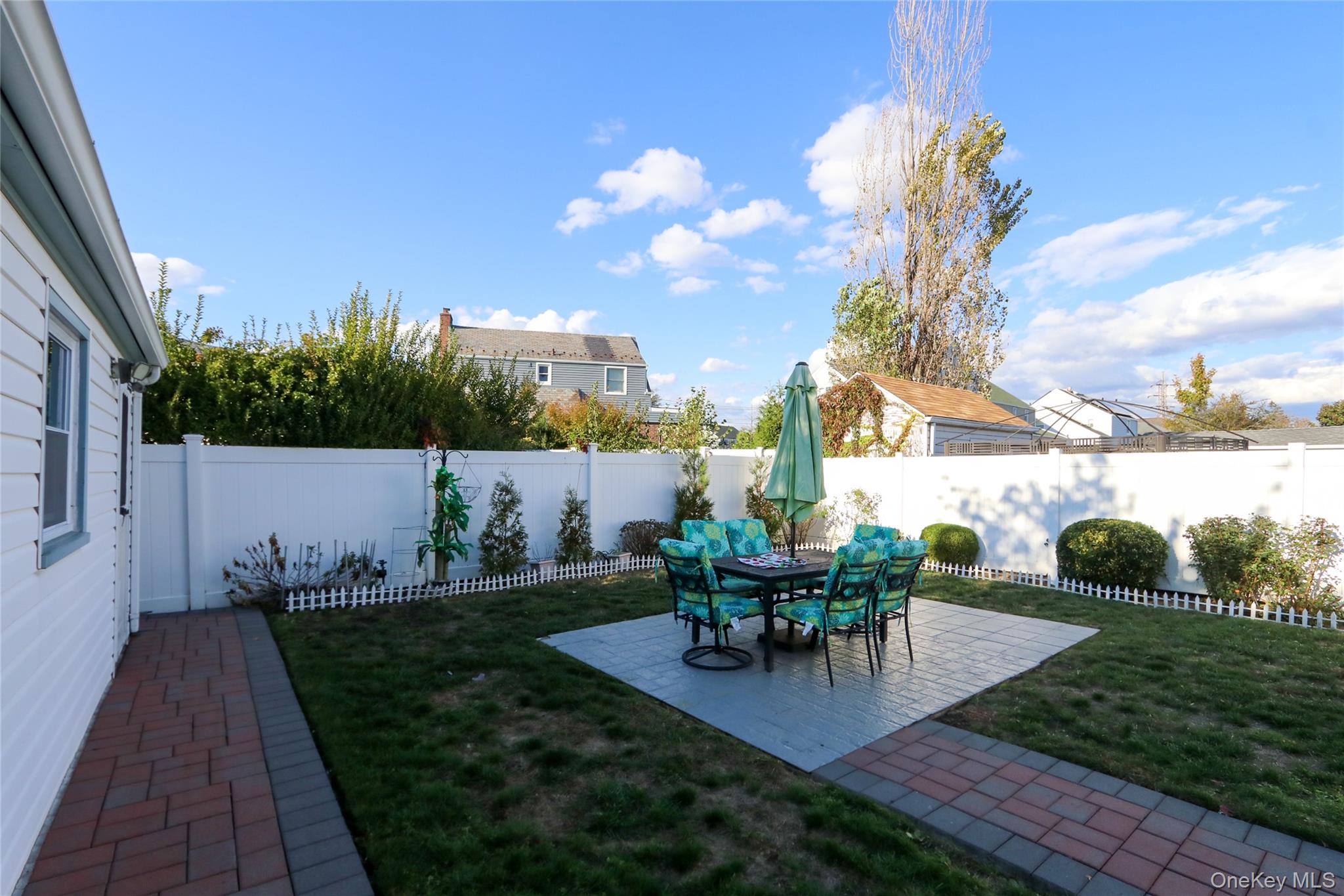 #17 photo, 131 Peninsula Boulevard, Valley Stream , NY 11581