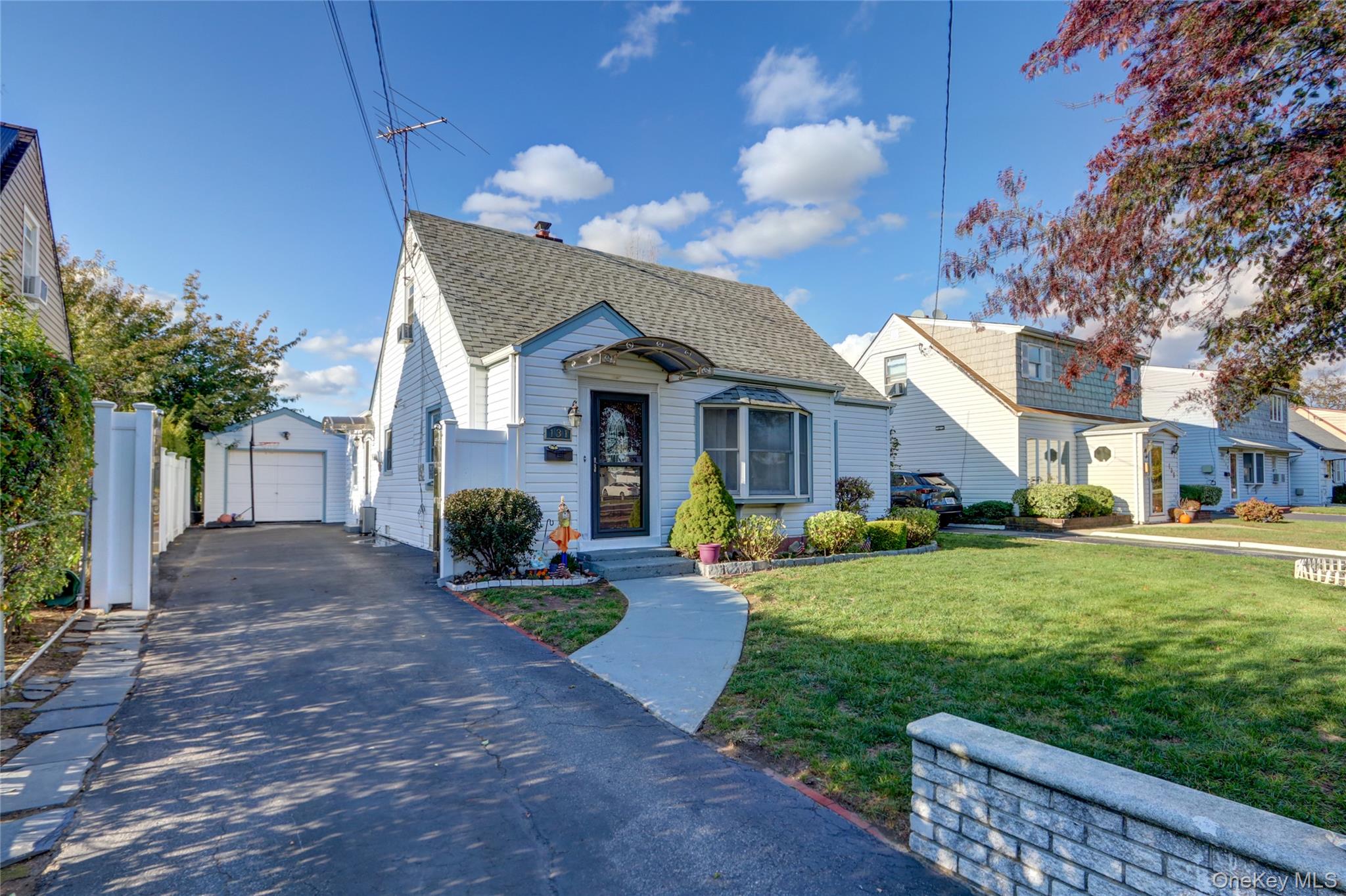 #2 photo, 131 Peninsula Boulevard, Valley Stream , NY 11581