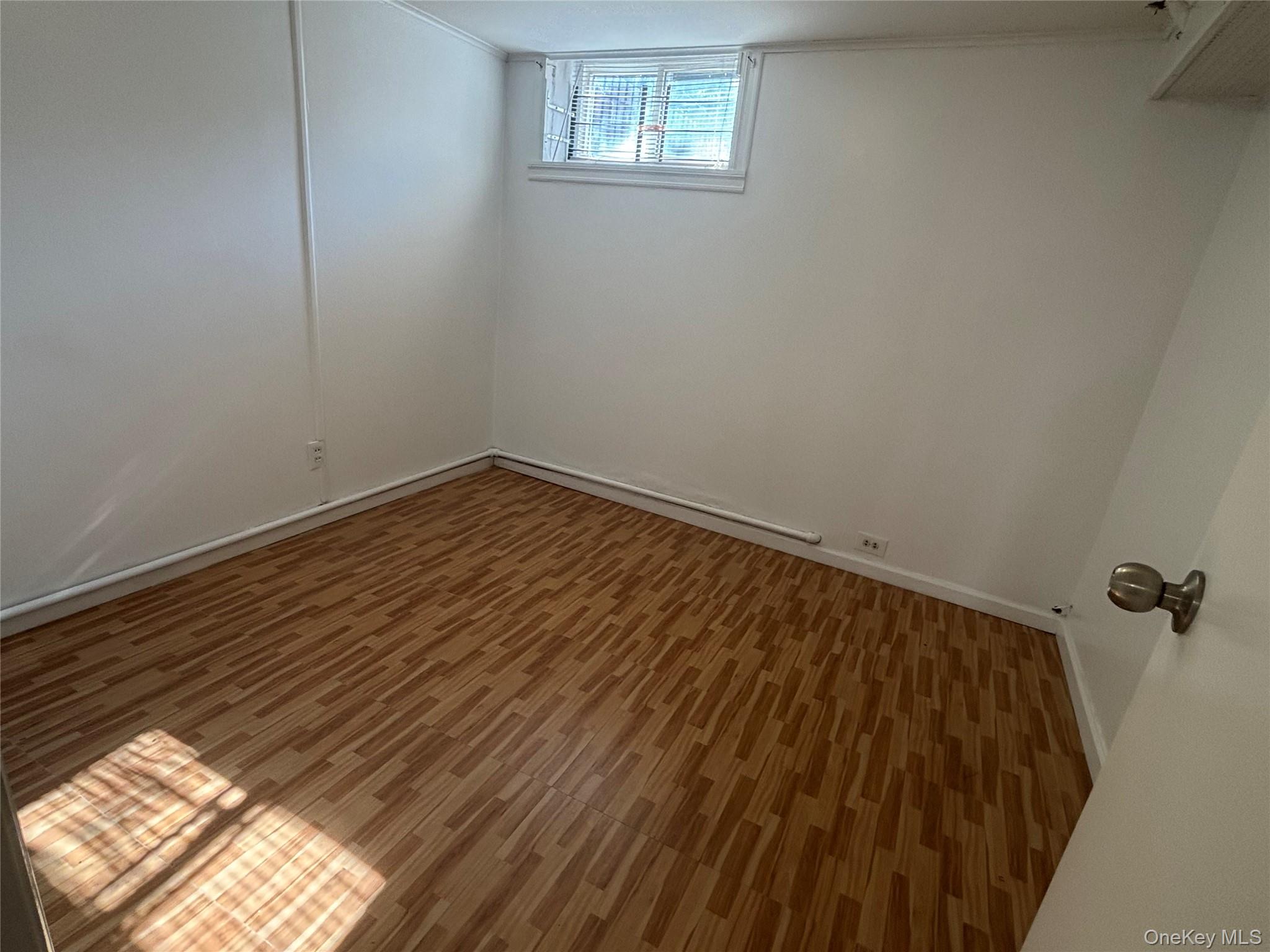 #13 photo, 5119 Ireland Street, クイーンズ区 Elmhurst , NY 11373