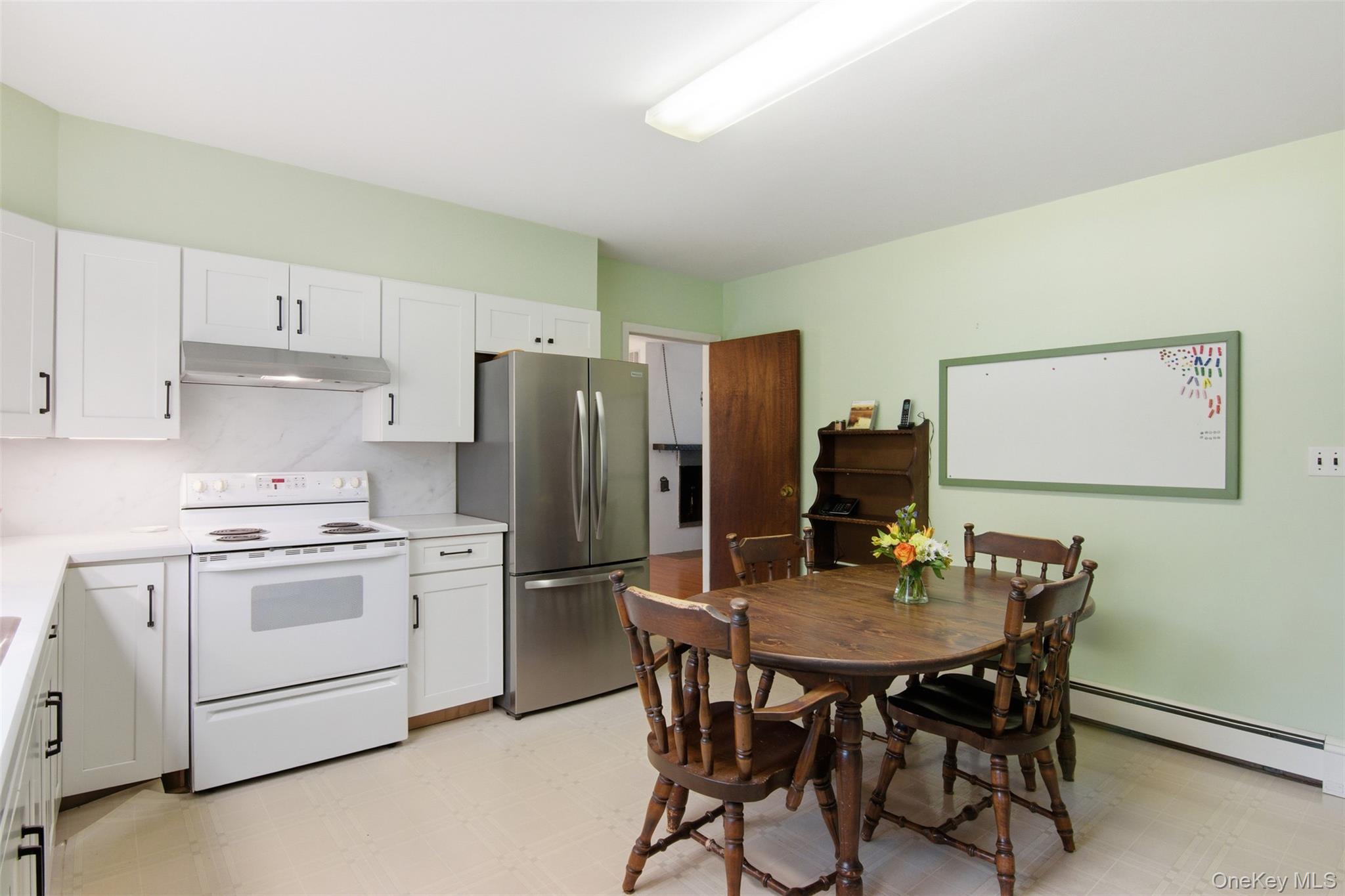 #13 photo, 90 11th Avenue, Huntington Station , NY 11746