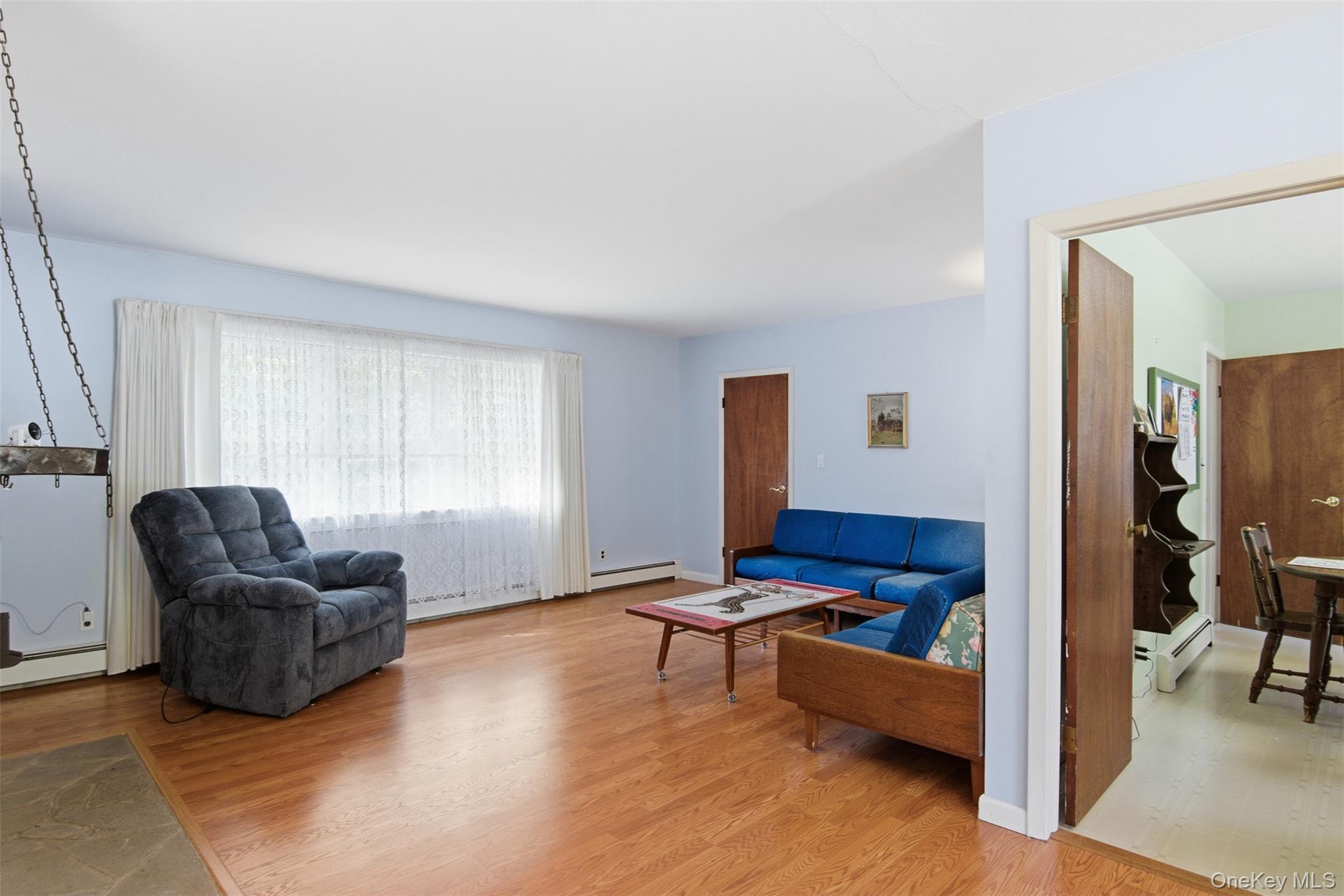 #7 photo, 90 11th Avenue, Huntington Station , NY 11746