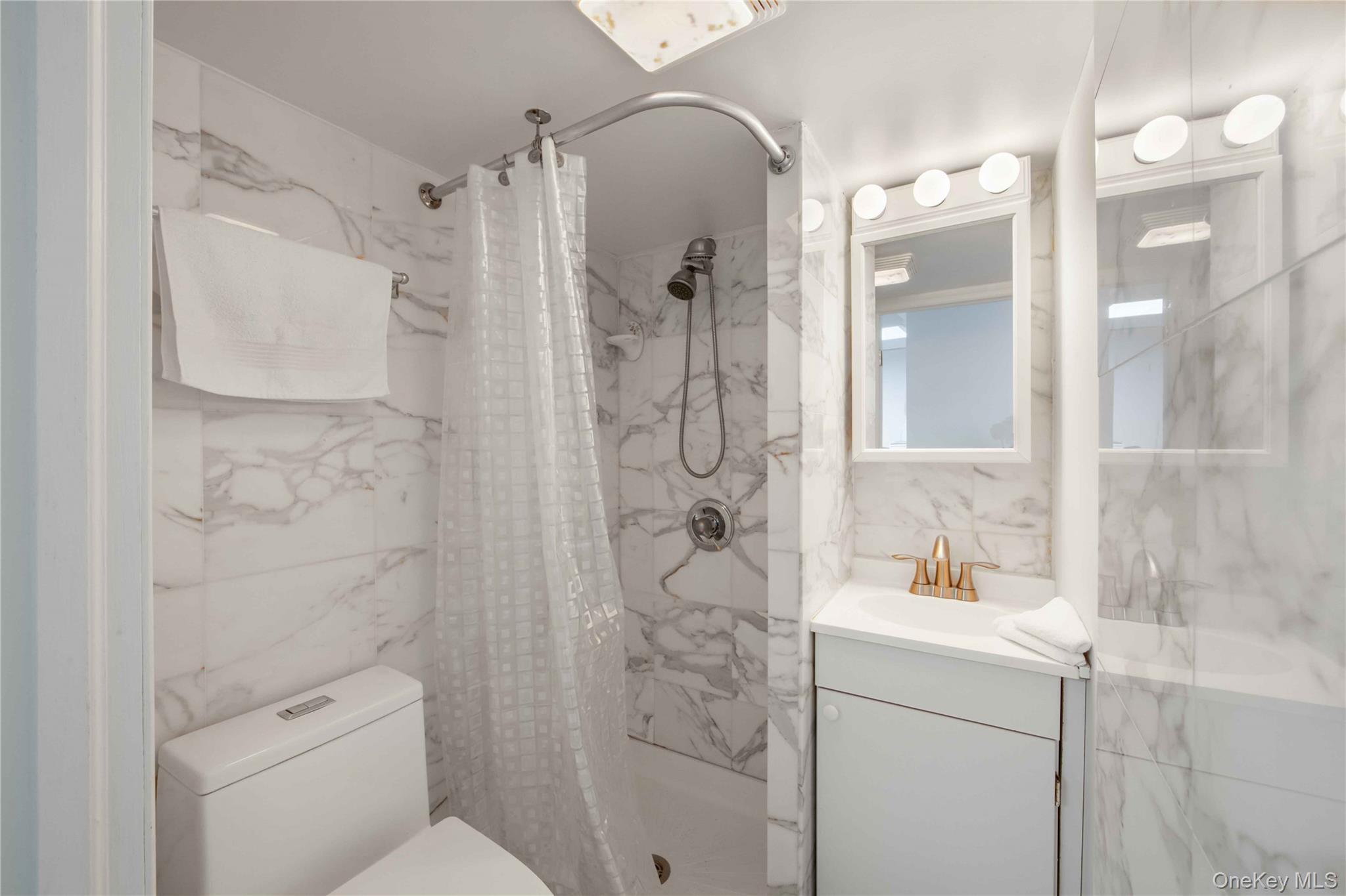 #16 photo, 66-44 73rd Place, Middle Village , NY 11379