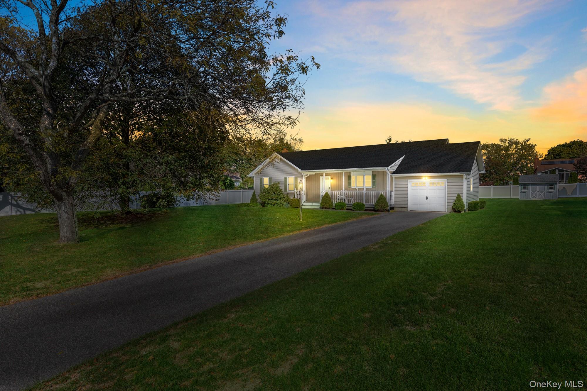 #4 photo, 72 Josica Drive, サフォーク郡 Aquebogue , NY 11901