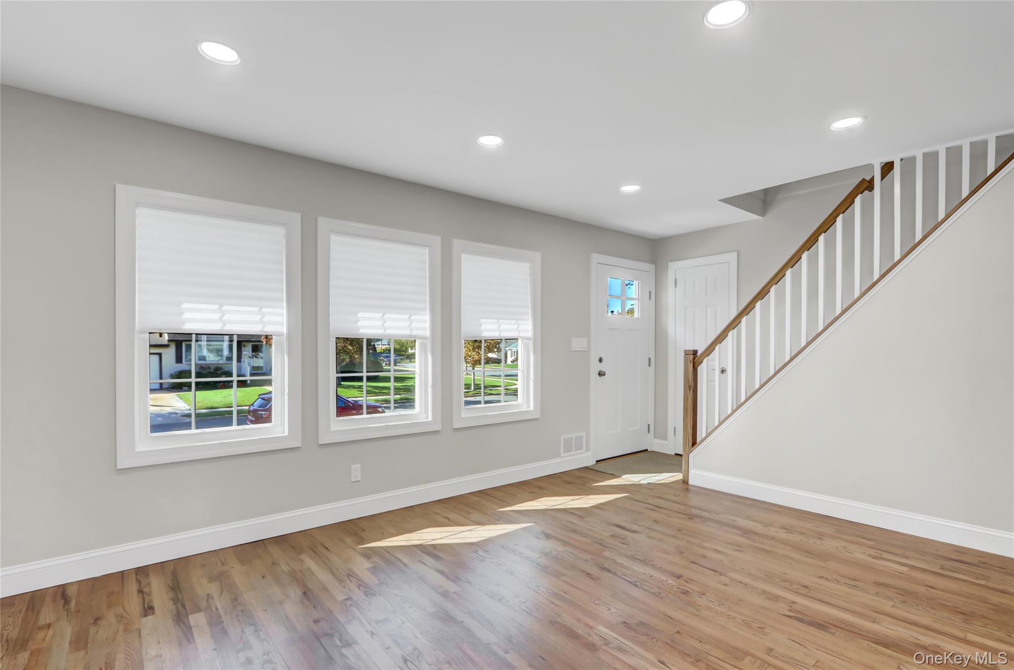 #7 photo, 2 Rose Drive, Massapequa , NY 11758