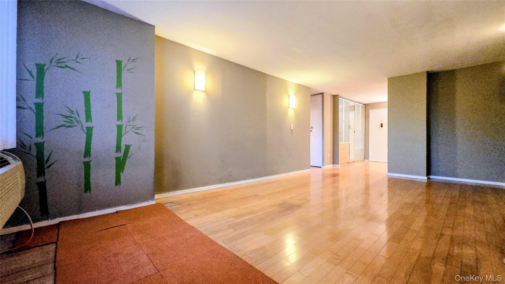 #17 photo, 118-18 Union Tpke, Kew Gardens , NY 11415