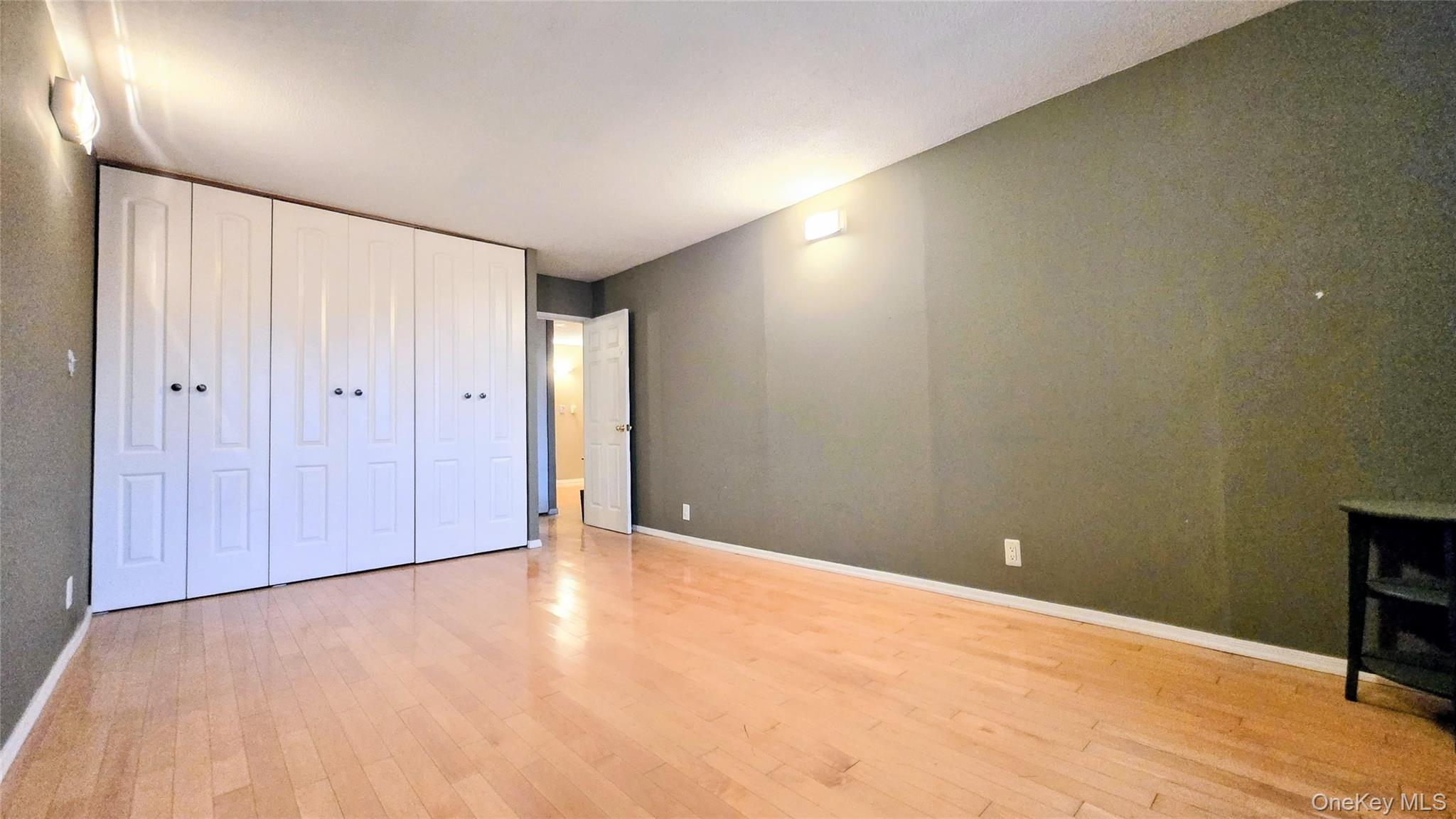 #19 photo, 118-18 Union Tpke, Kew Gardens , NY 11415