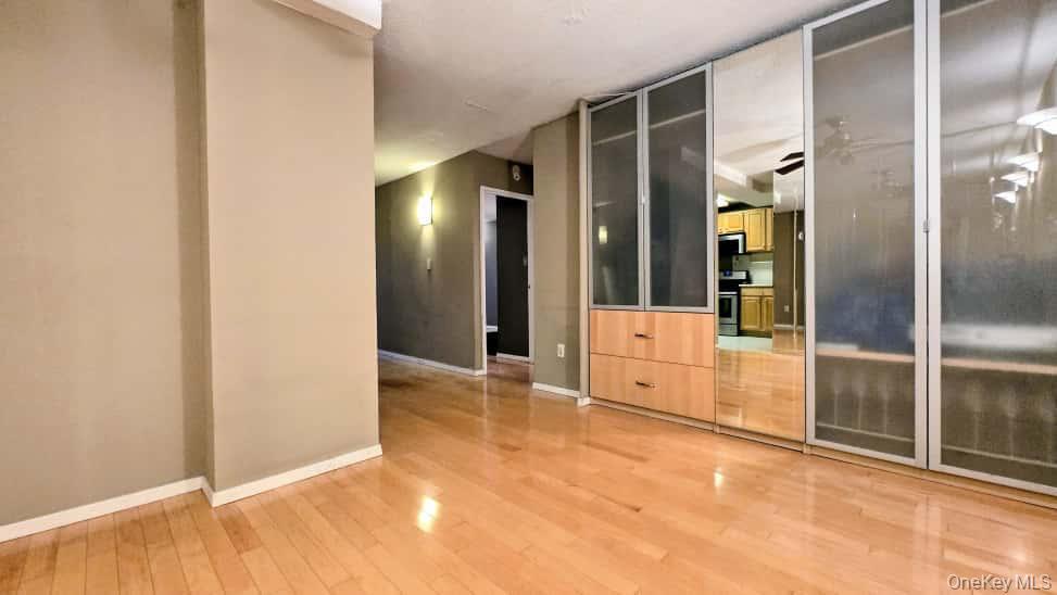 #9 photo, 118-18 Union Tpke, Kew Gardens , NY 11415