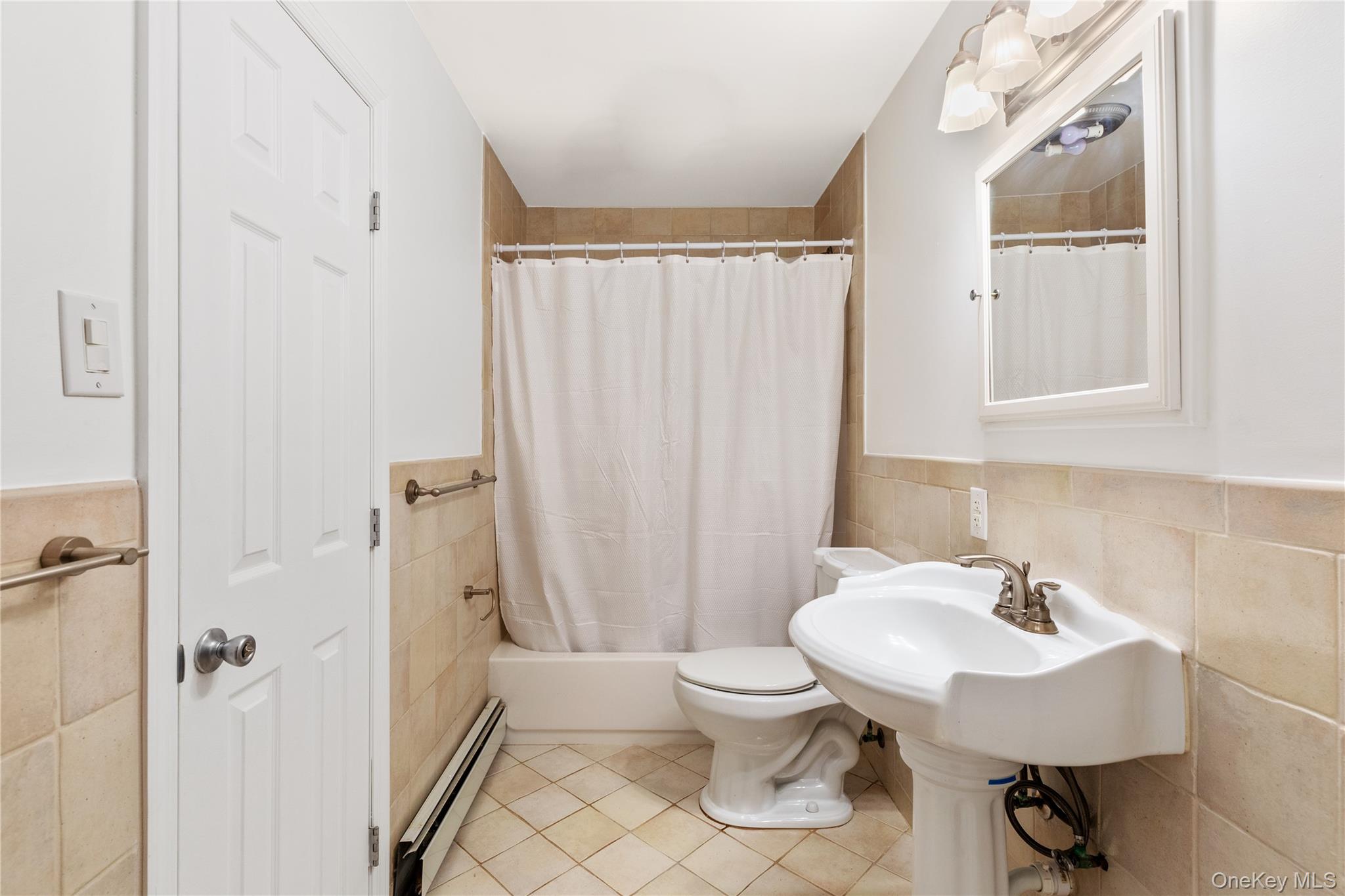 #13 photo, 110 E Bartlett Road, サフォーク郡 Middle Island , NY 11953