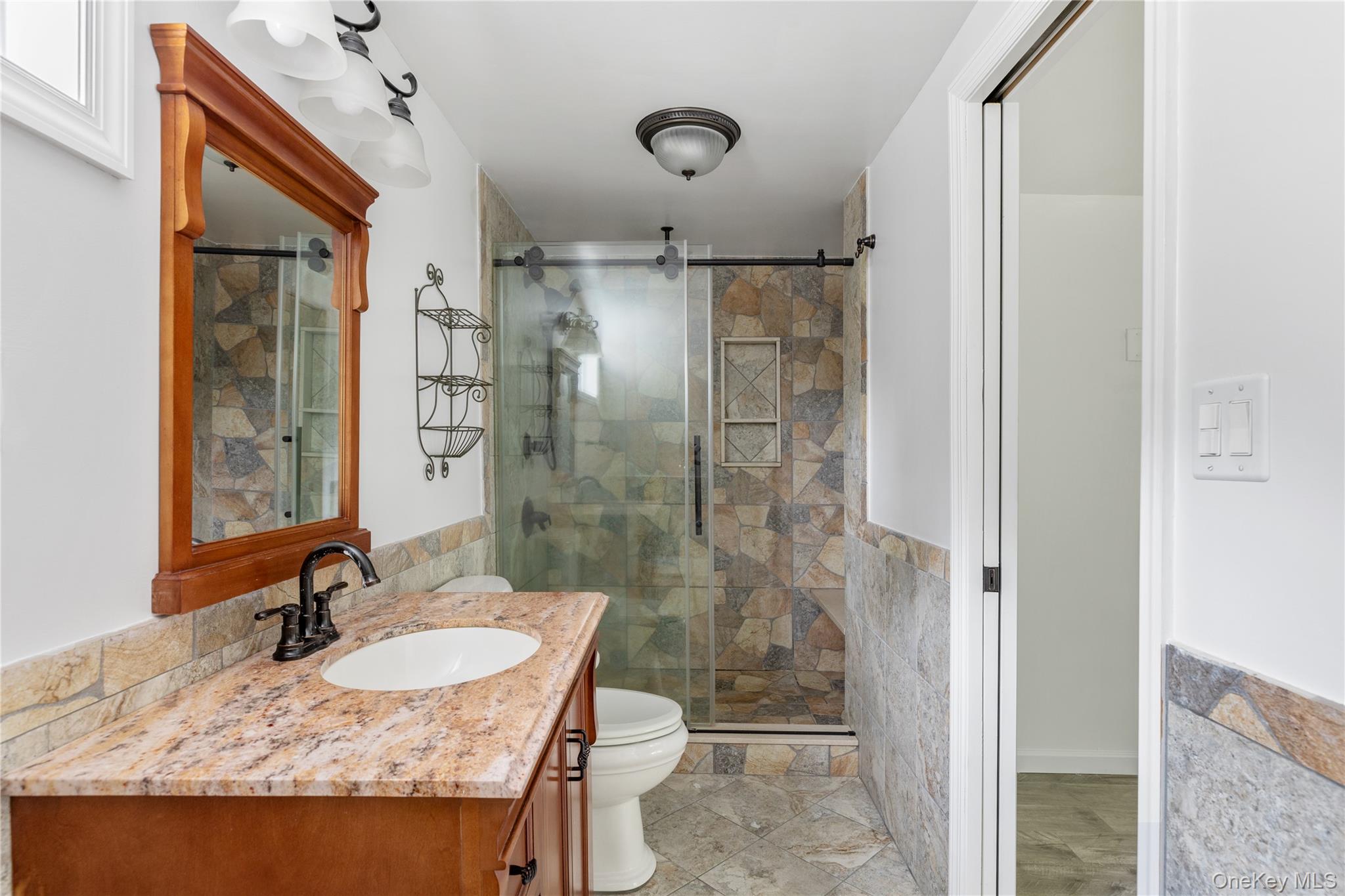 #16 photo, 110 E Bartlett Road, サフォーク郡 Middle Island , NY 11953