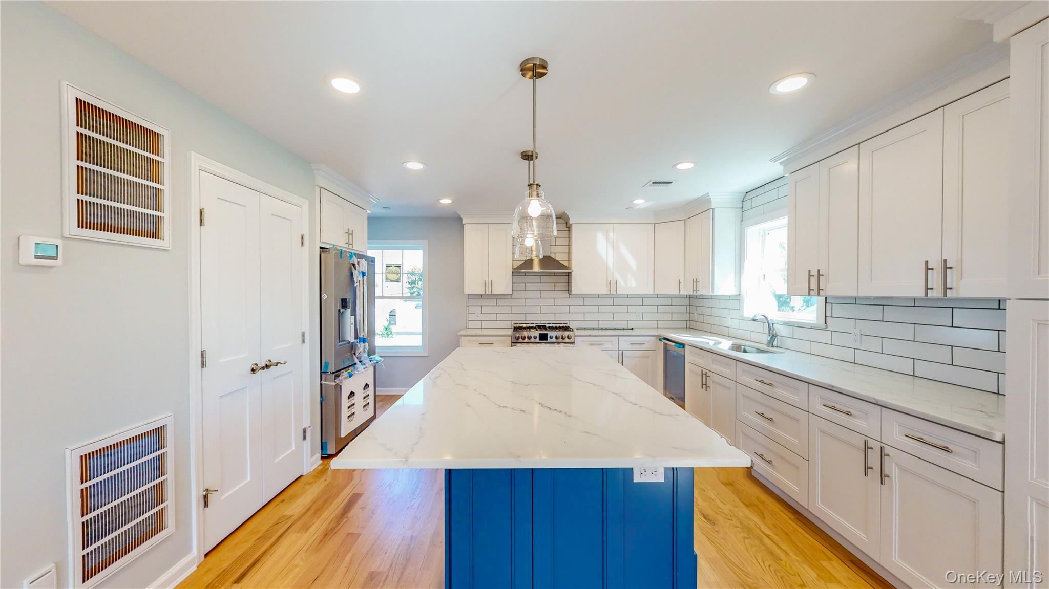 #6 photo, 54 North Boulevard, ナッソー郡 East Rockaway , NY 11518