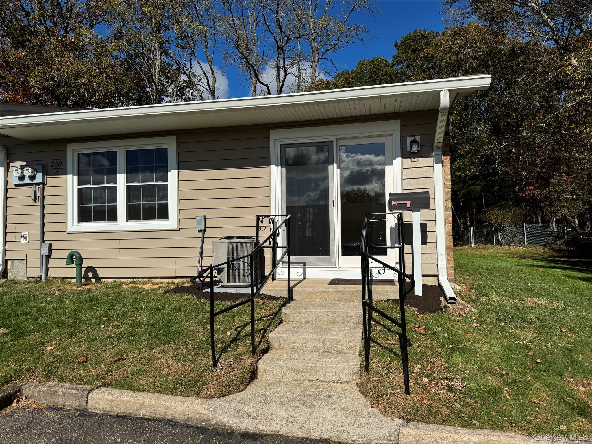 #1 photo, 280 Berwick Court, Ridge , NY 11961