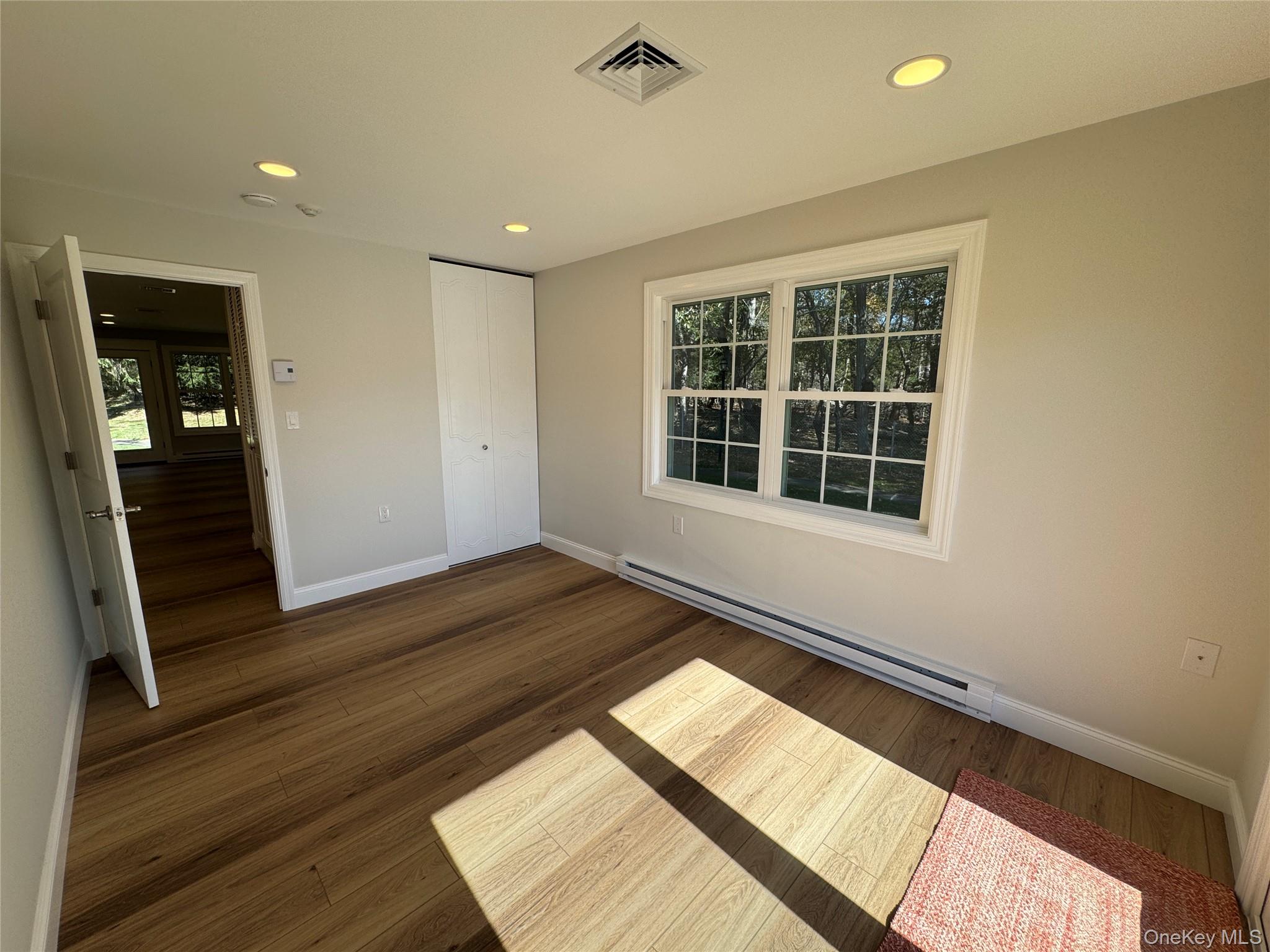 #8 photo, 280 Berwick Court, Ridge , NY 11961