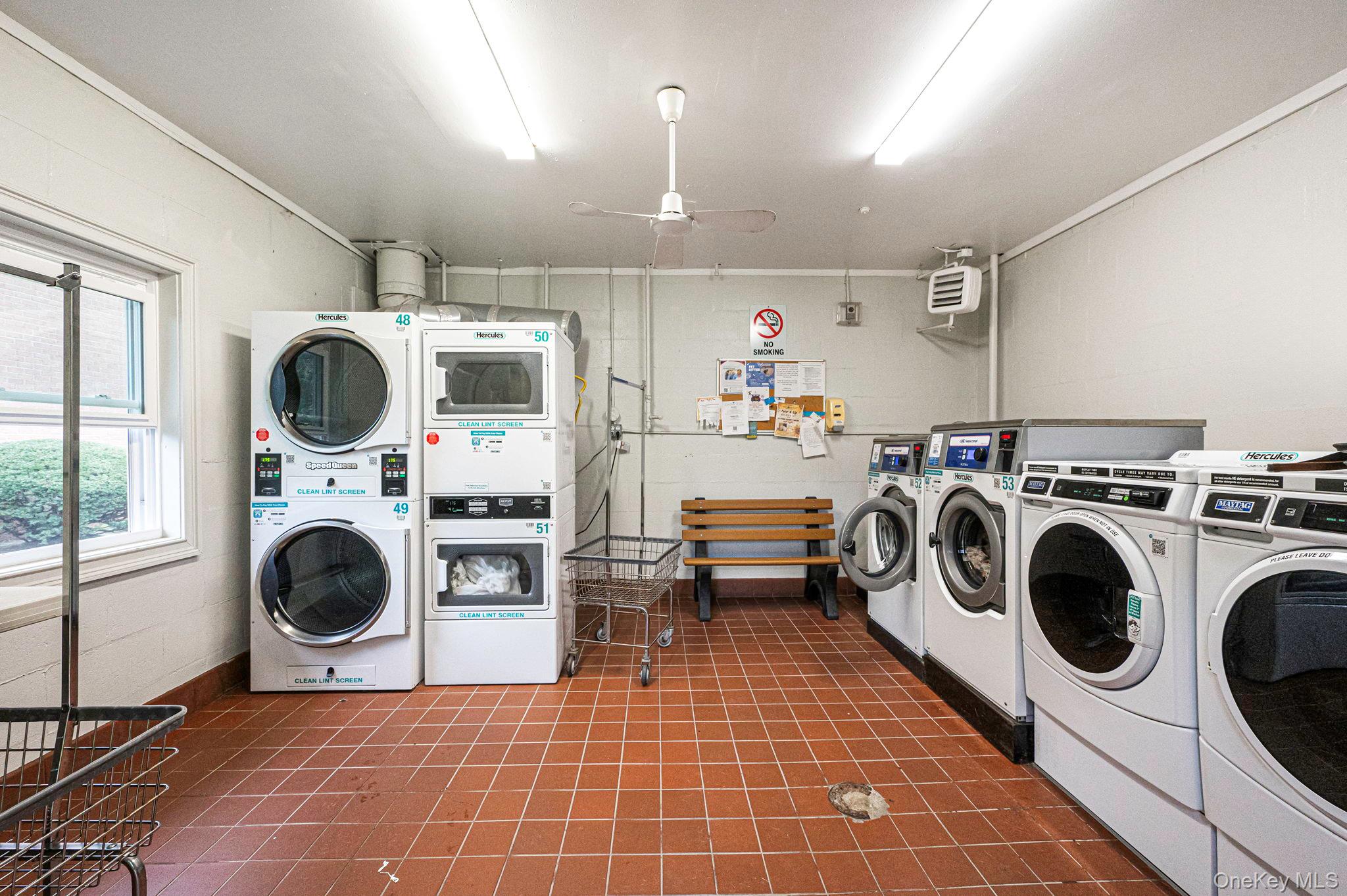 #19 photo, 21 Glen Hollow Drive, Holtsville , NY 11742