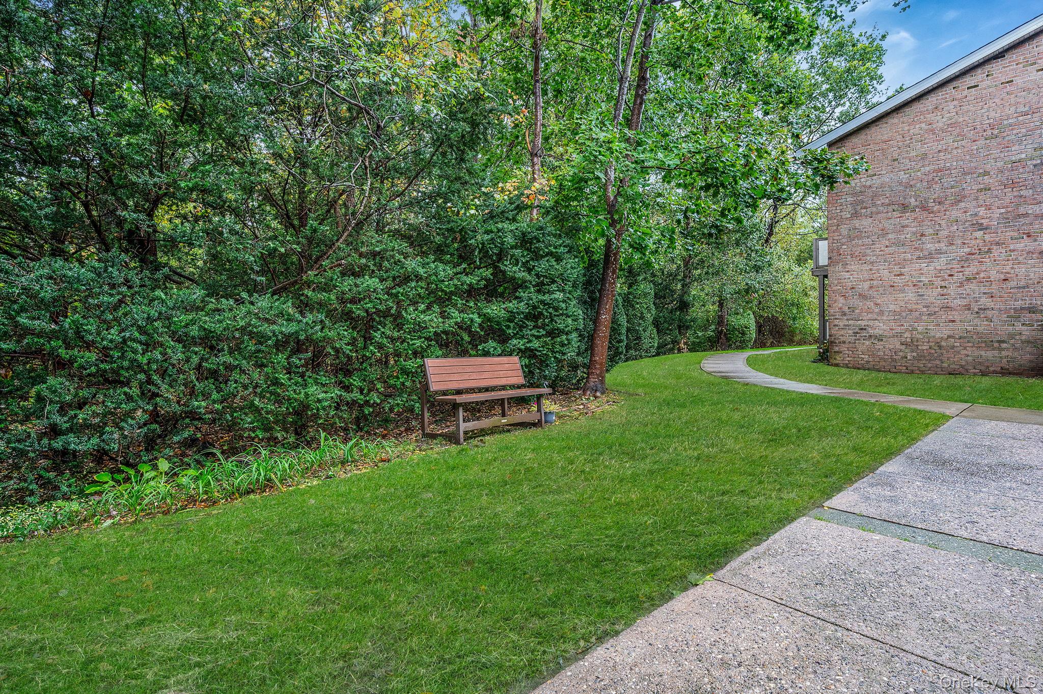 #2 photo, 21 Glen Hollow Drive, Holtsville , NY 11742