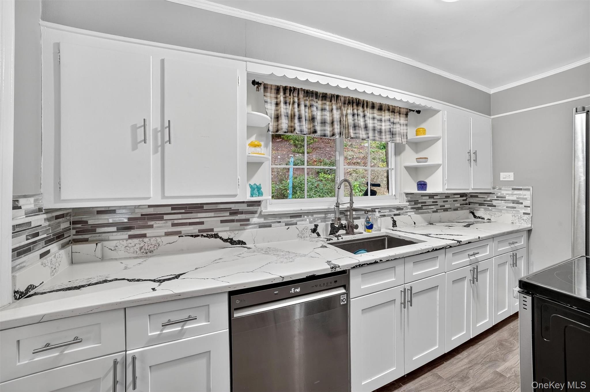 #13 photo, 721 Old Kensico Road, White Plains , NY 10603