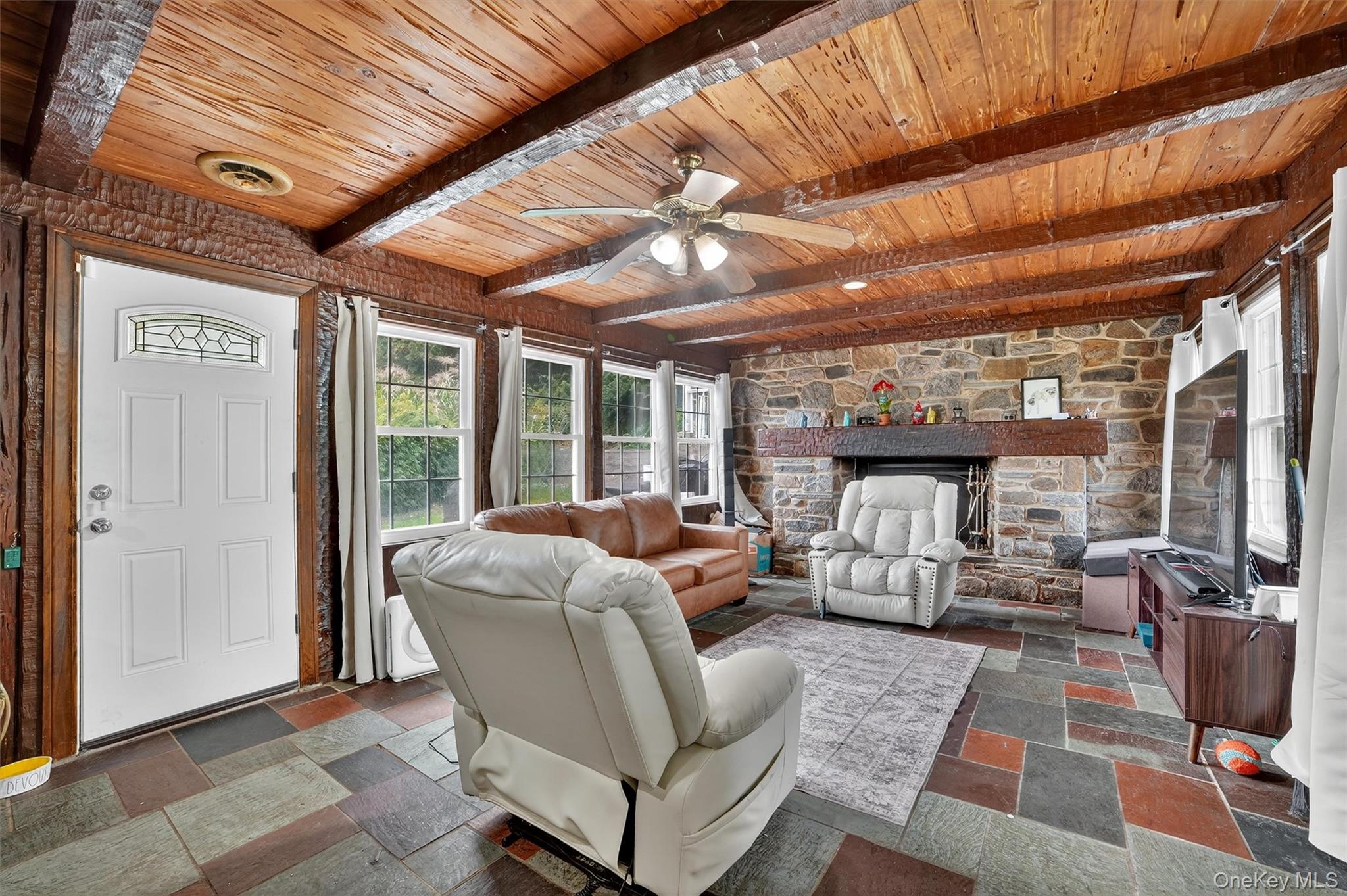 #14 photo, 721 Old Kensico Road, White Plains , NY 10603