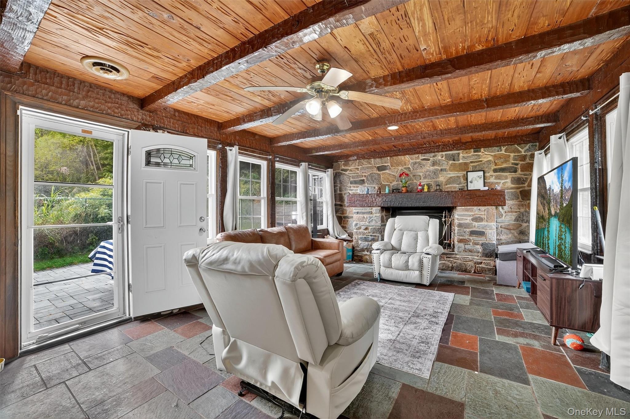 #15 photo, 721 Old Kensico Road, White Plains , NY 10603