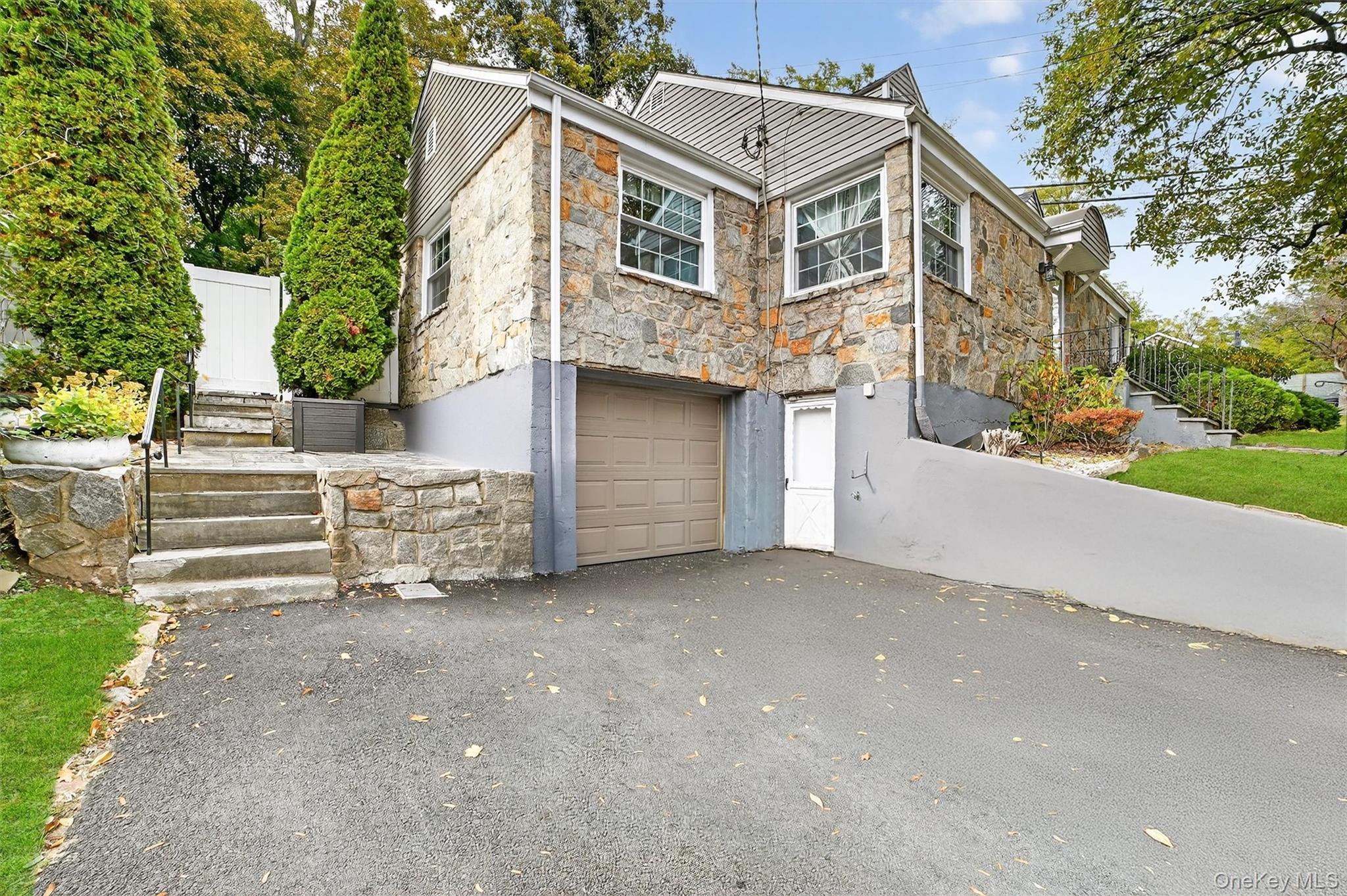 #7 photo, 721 Old Kensico Road, White Plains , NY 10603