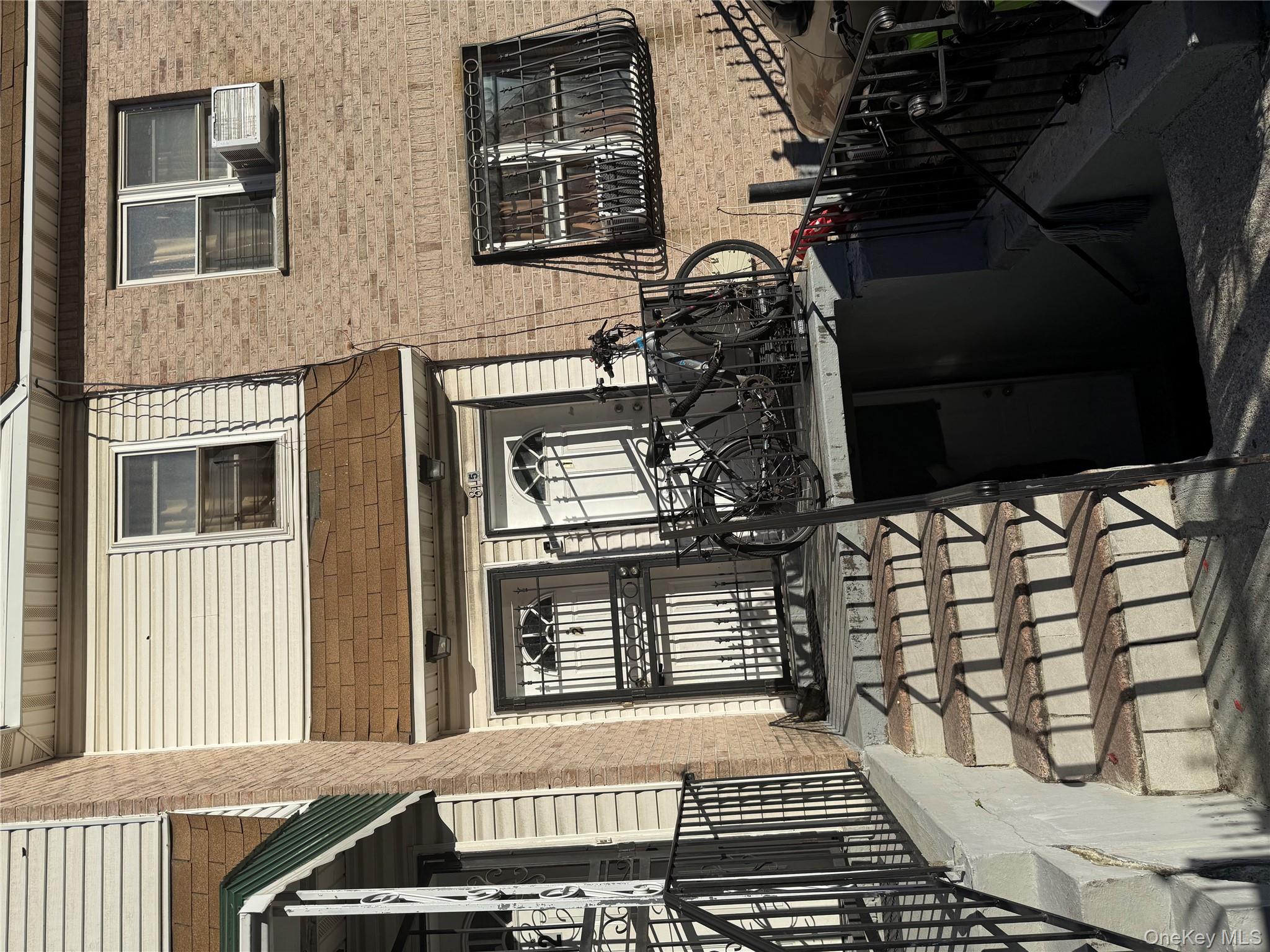 #2 photo, 815 E 170th Street, ブロンクス区 Bronx , NY 10459