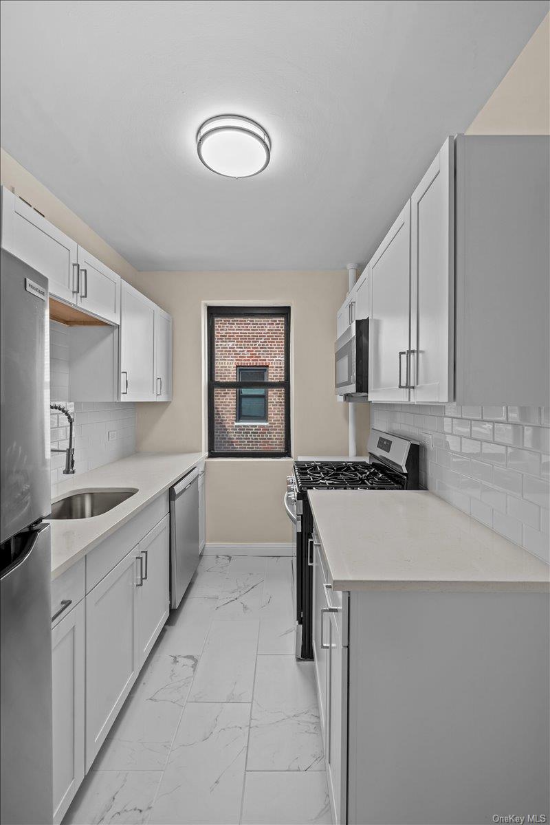 #10 photo, 3635 Johnson Avenue, Bronx , NY 10463