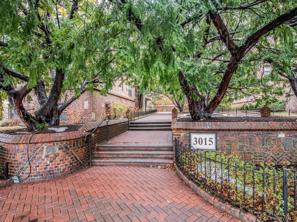 #12 photo, 3015 Riverdale Ave, Bronx , NY 10463